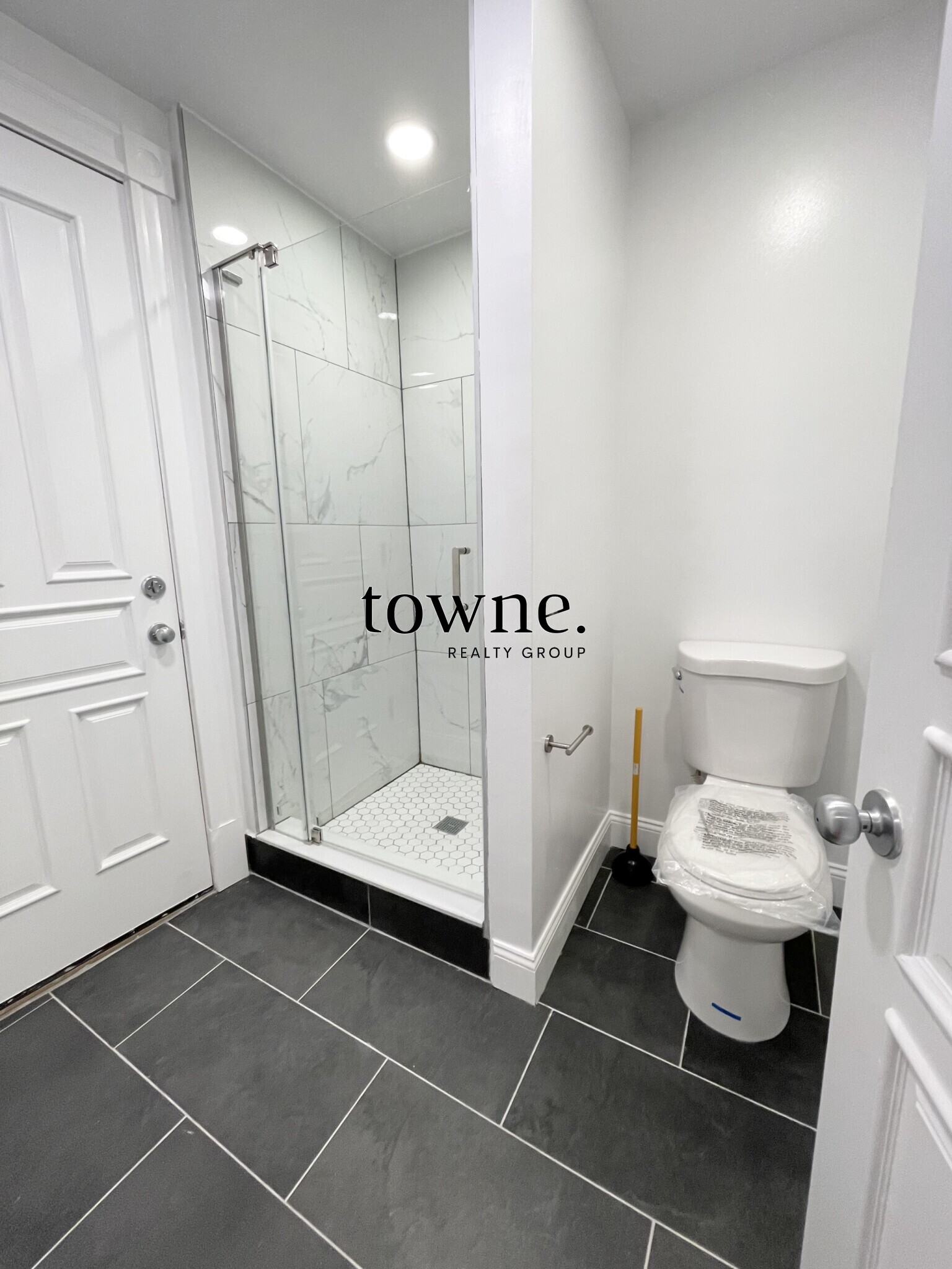 195 Commonwealth Ave, Back Bay