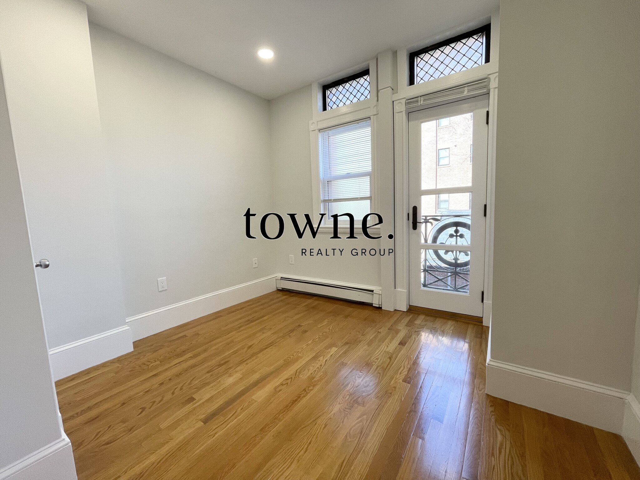 195 Commonwealth Ave, Back Bay