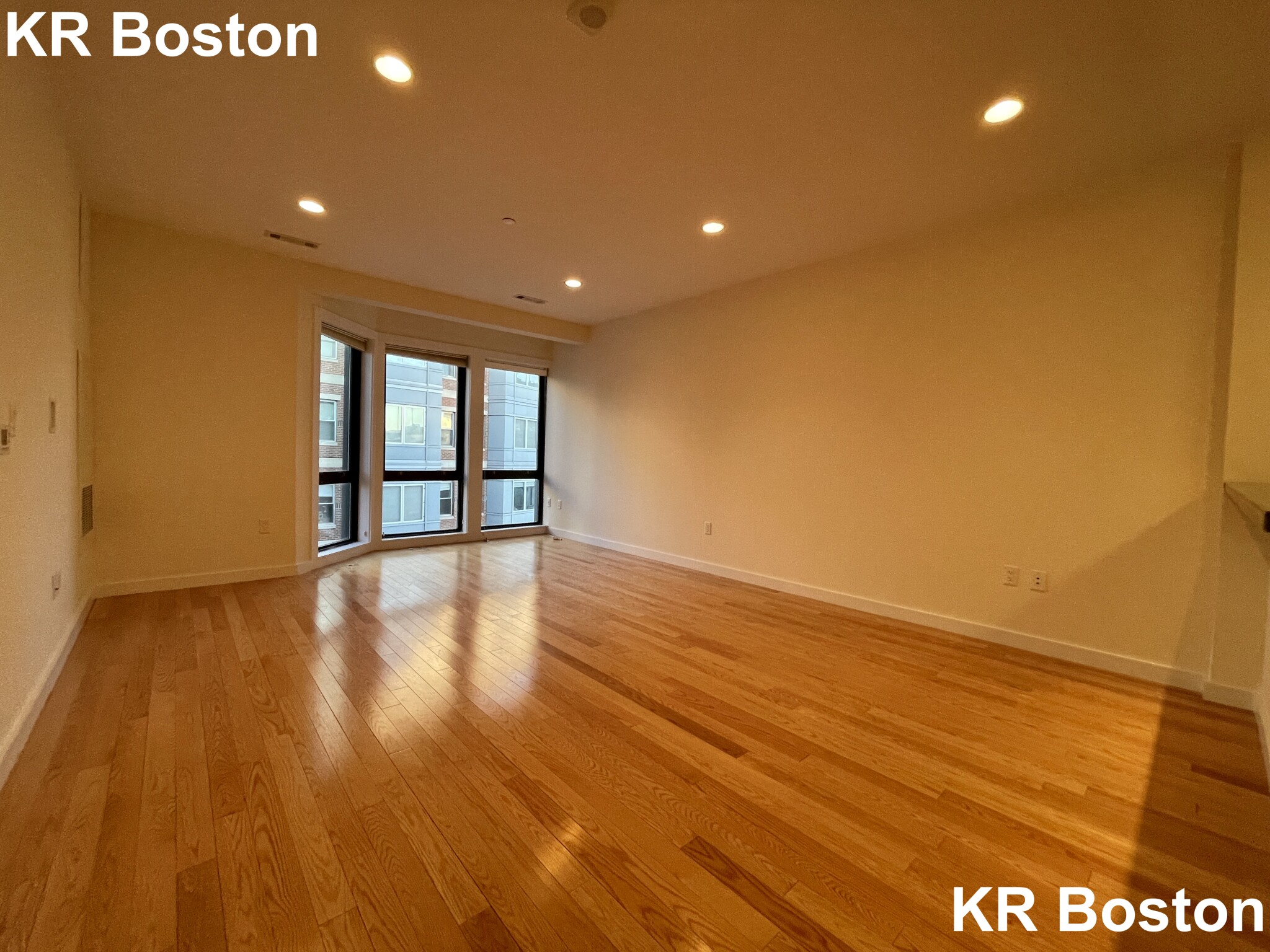2 bed, 1.5 bath apartment for rent at 9 Miner St Unit 405, Fenway — photo 5 of 10