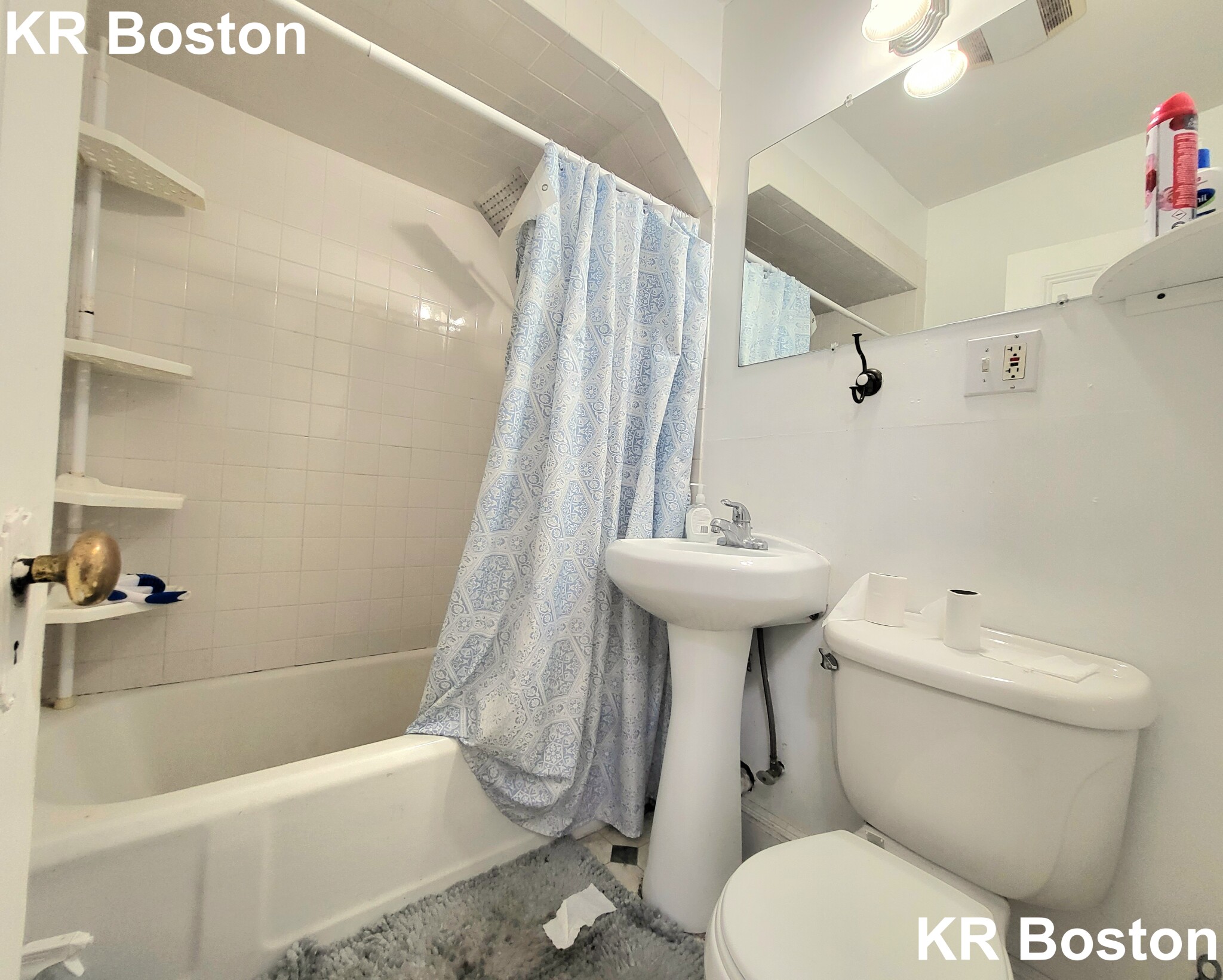 3 bed, 1.5 bath apartment for rent at 148 Strathmore Rd Unit 0, Brighton — photo 4 of 4