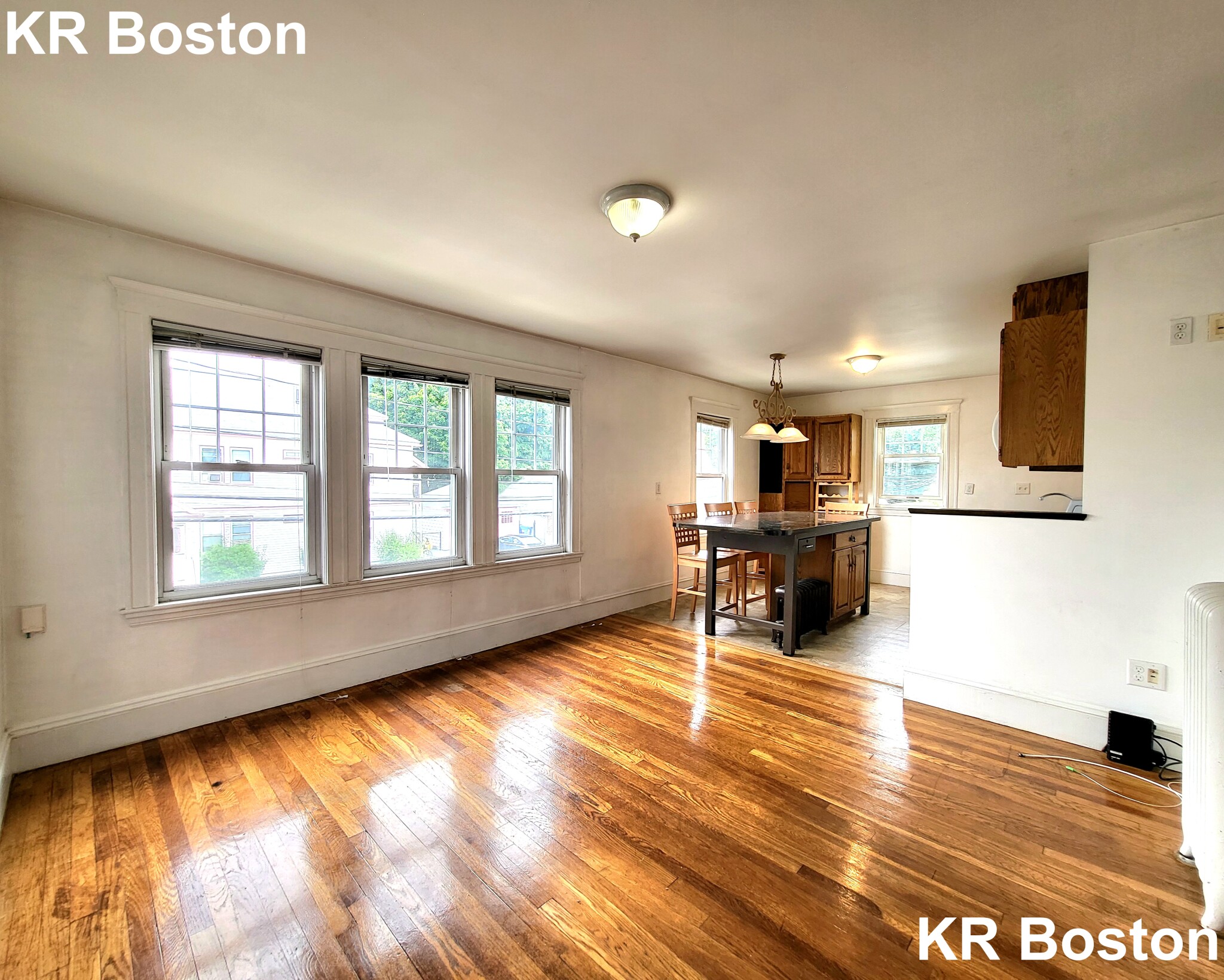 3 bed, 2 bath apartment for rent at 27 South Hobart St Unit 0, Brighton — photo 9 of 14