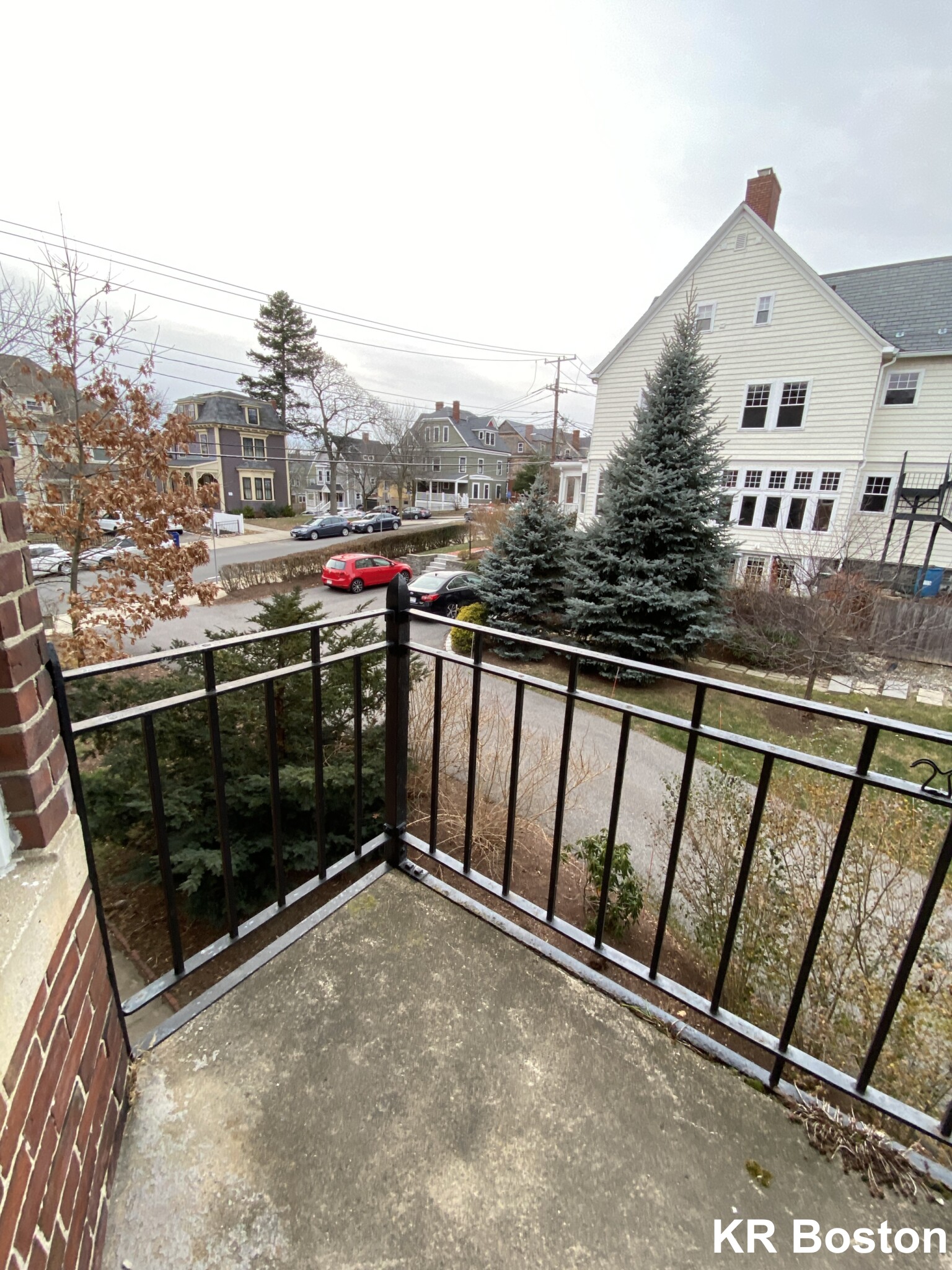 4 bed, 2 bath apartment for rent at 164 Summer Unit 22, Winter Hill — photo 9 of 23