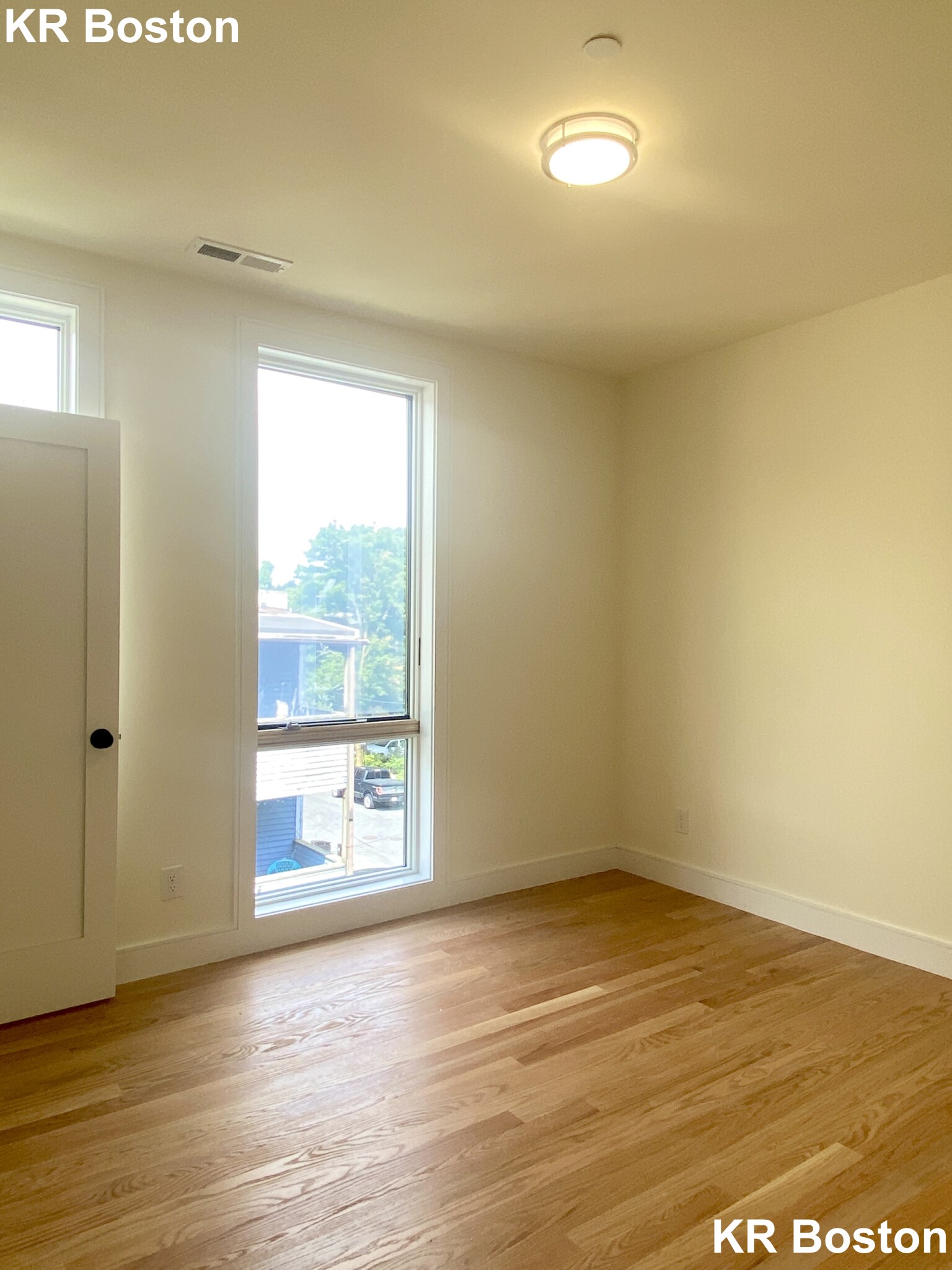 3 bed, 2.5 bath apartment for rent at 64 Cameron St Unit 4, Brookline Village — photo 9 of 16