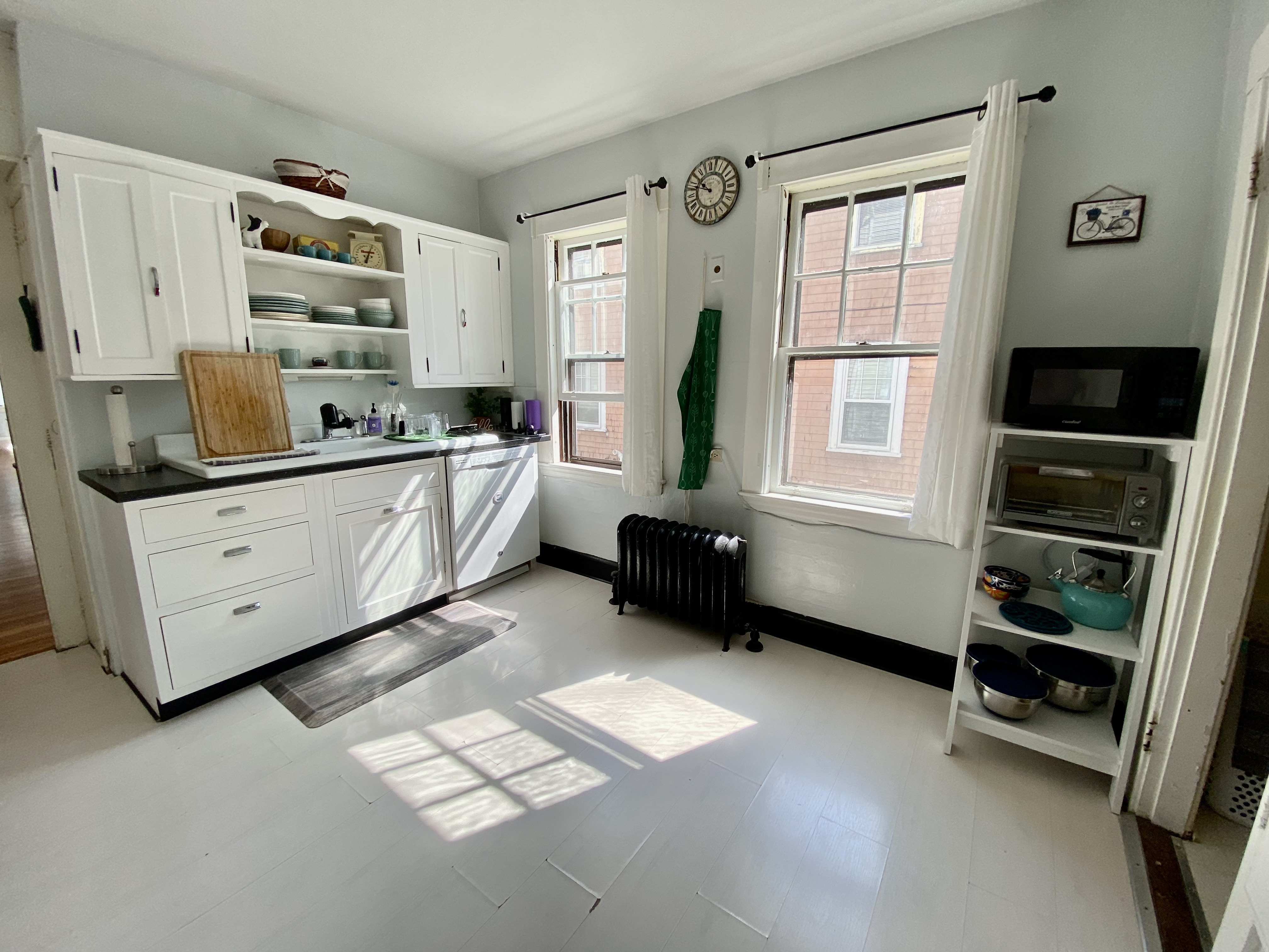 2.5 bed, 1 bath apartment for rent at 295 Beech St Unit 1, Roslindale — photo 9 of 18
