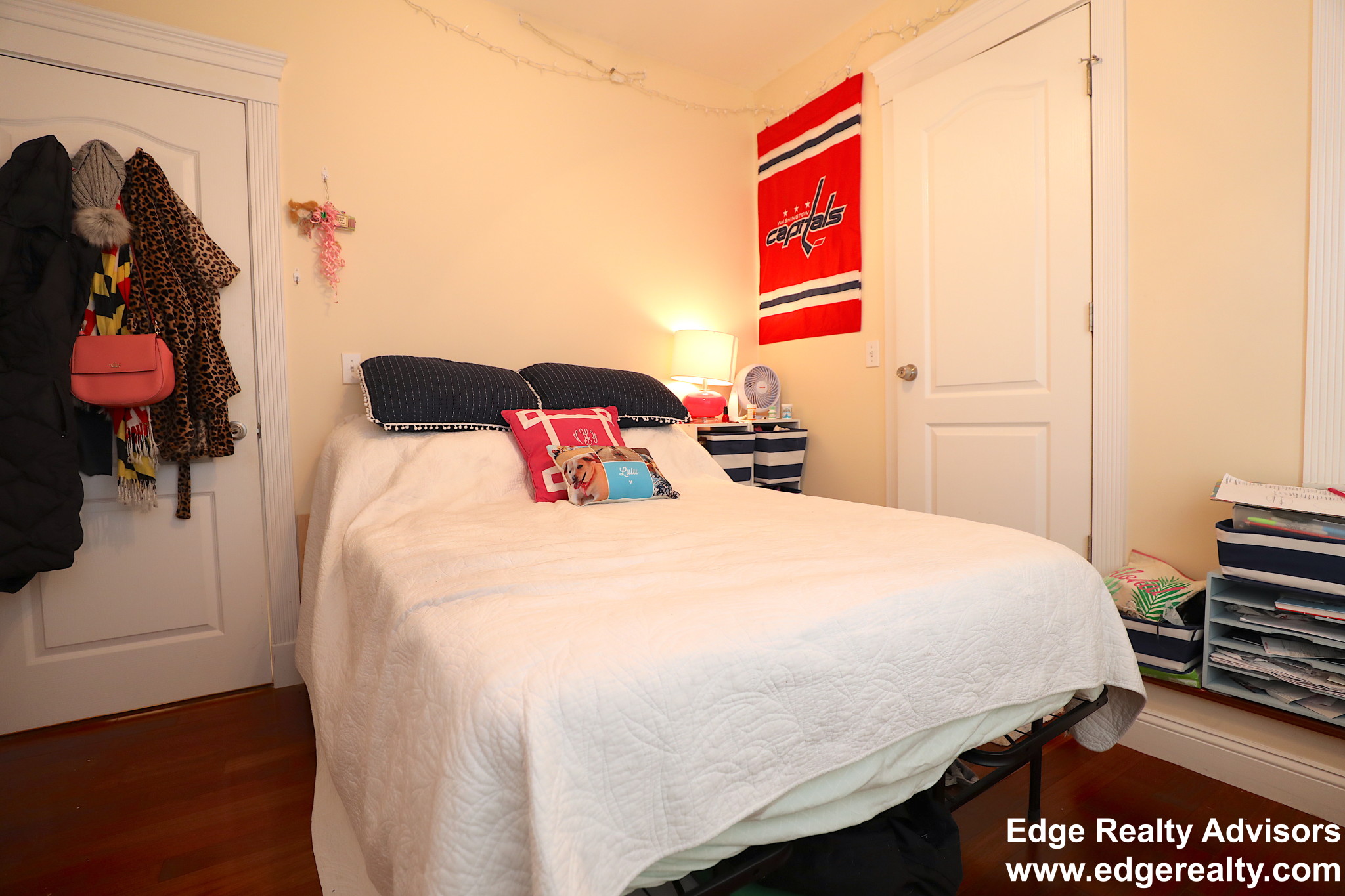 4 bed, 3 bath apartment for rent at 8 Delaware Pl Unit 1, Brighton — photo 6 of 14