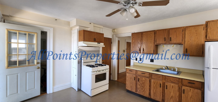1 bed, 1 bath apartment for rent at 1 Summer Unit 1, Waltham — photo 2 of 9