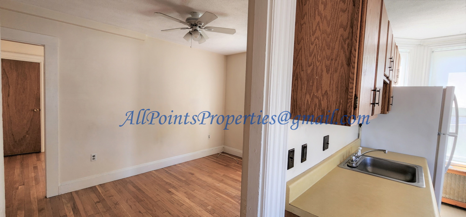 1 bed, 1 bath apartment for rent at 1 Summer Unit 1, Waltham — photo 5 of 9