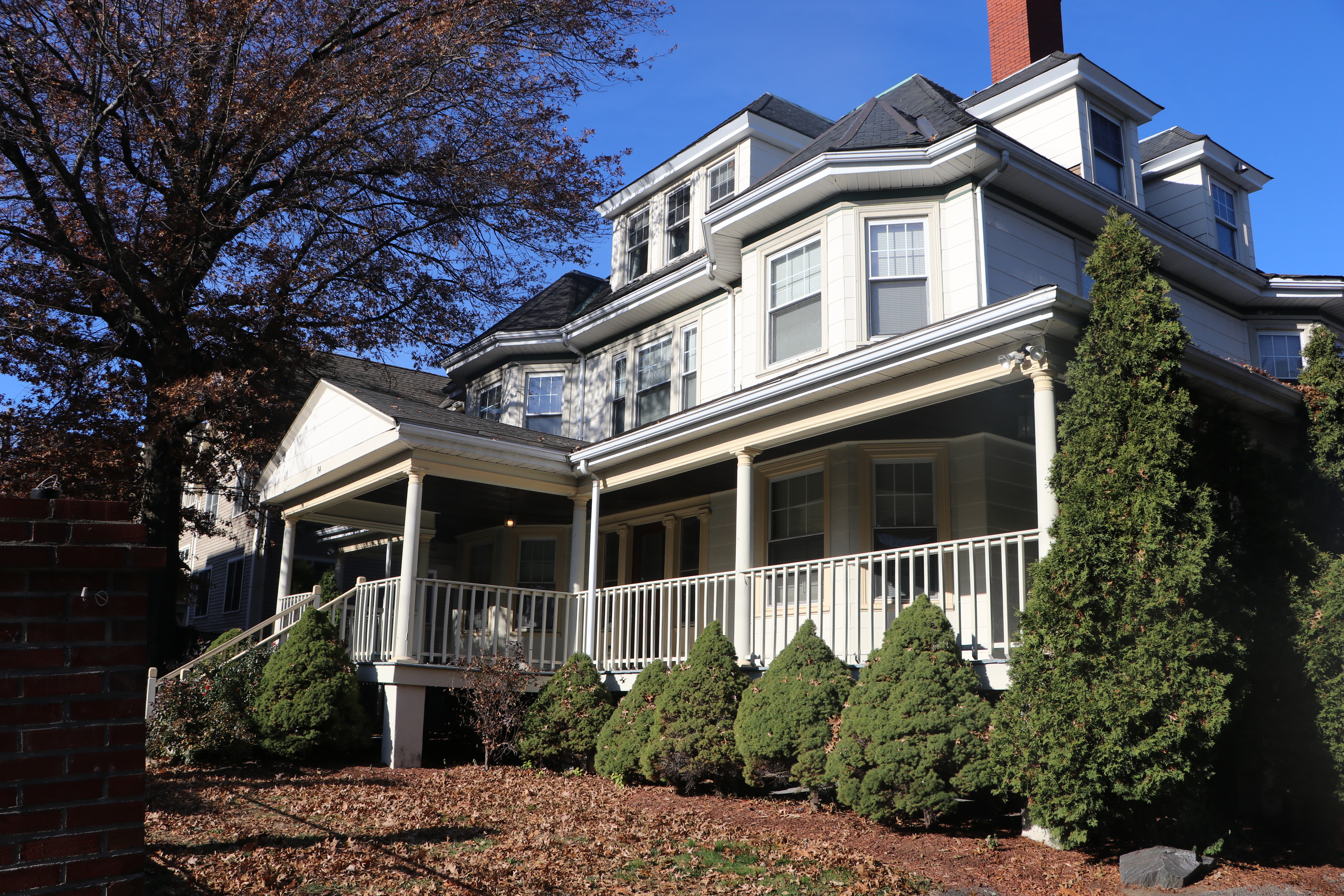 4 bed, 1.5 bath apartment for rent at 15 Gardner St Unit 2F, Allston — photo 5 of 5