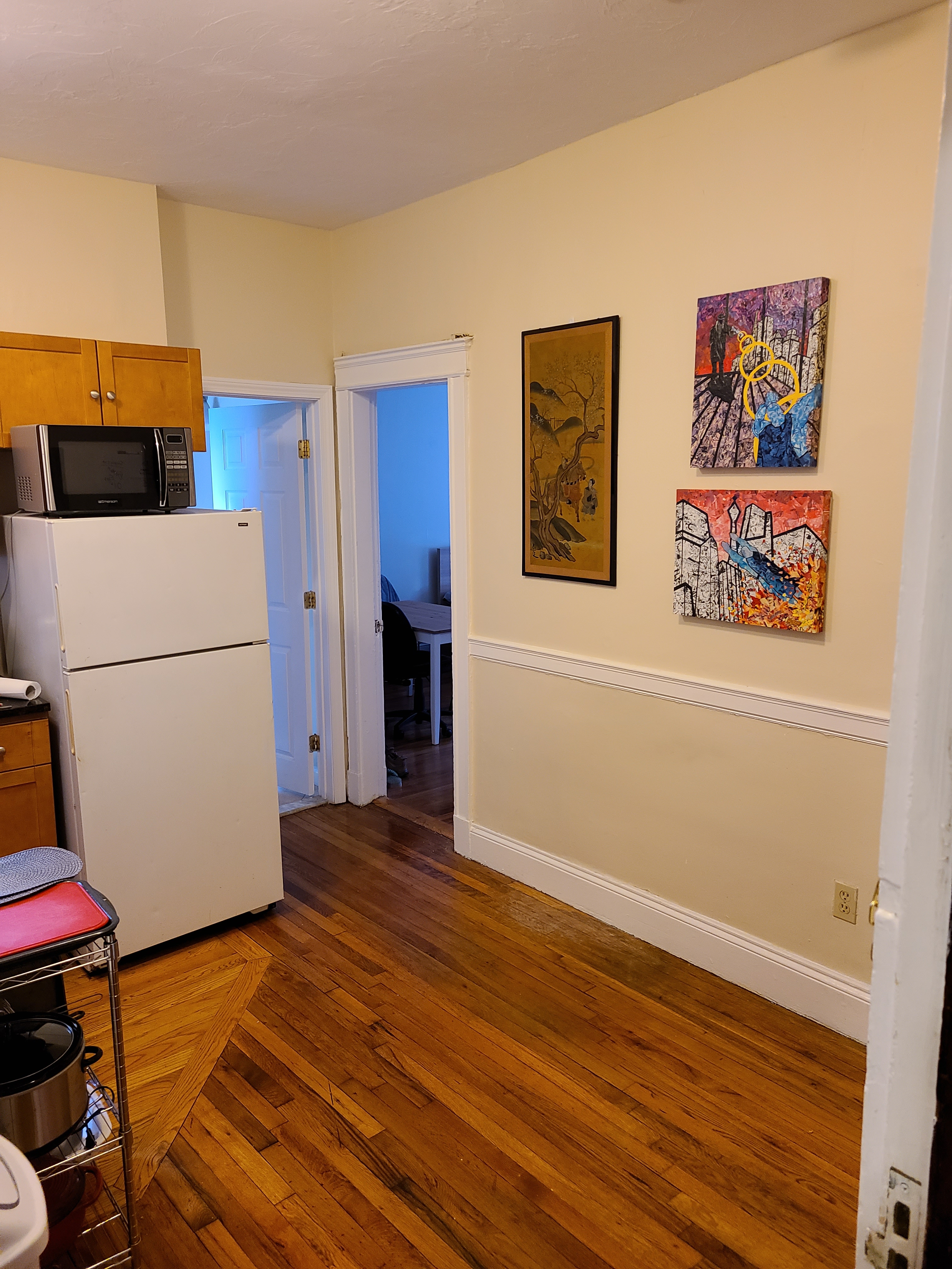 Studio bed, 1 bath apartment for rent at 1194 Commonwealth Ave Unit 4, Allston