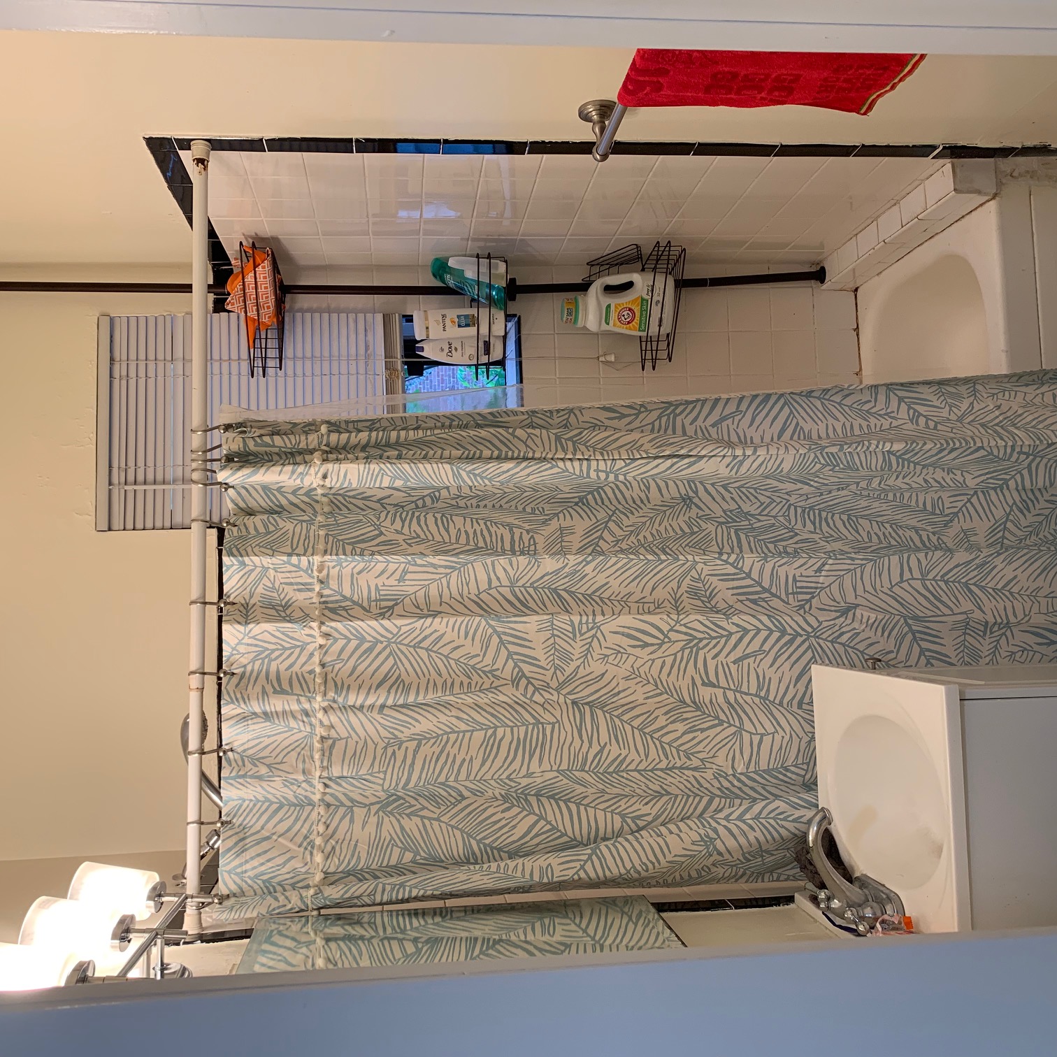 3 bed, 1 bath apartment for rent at 15 Park Vale Ave Unit 10, Allston — photo 4 of 4