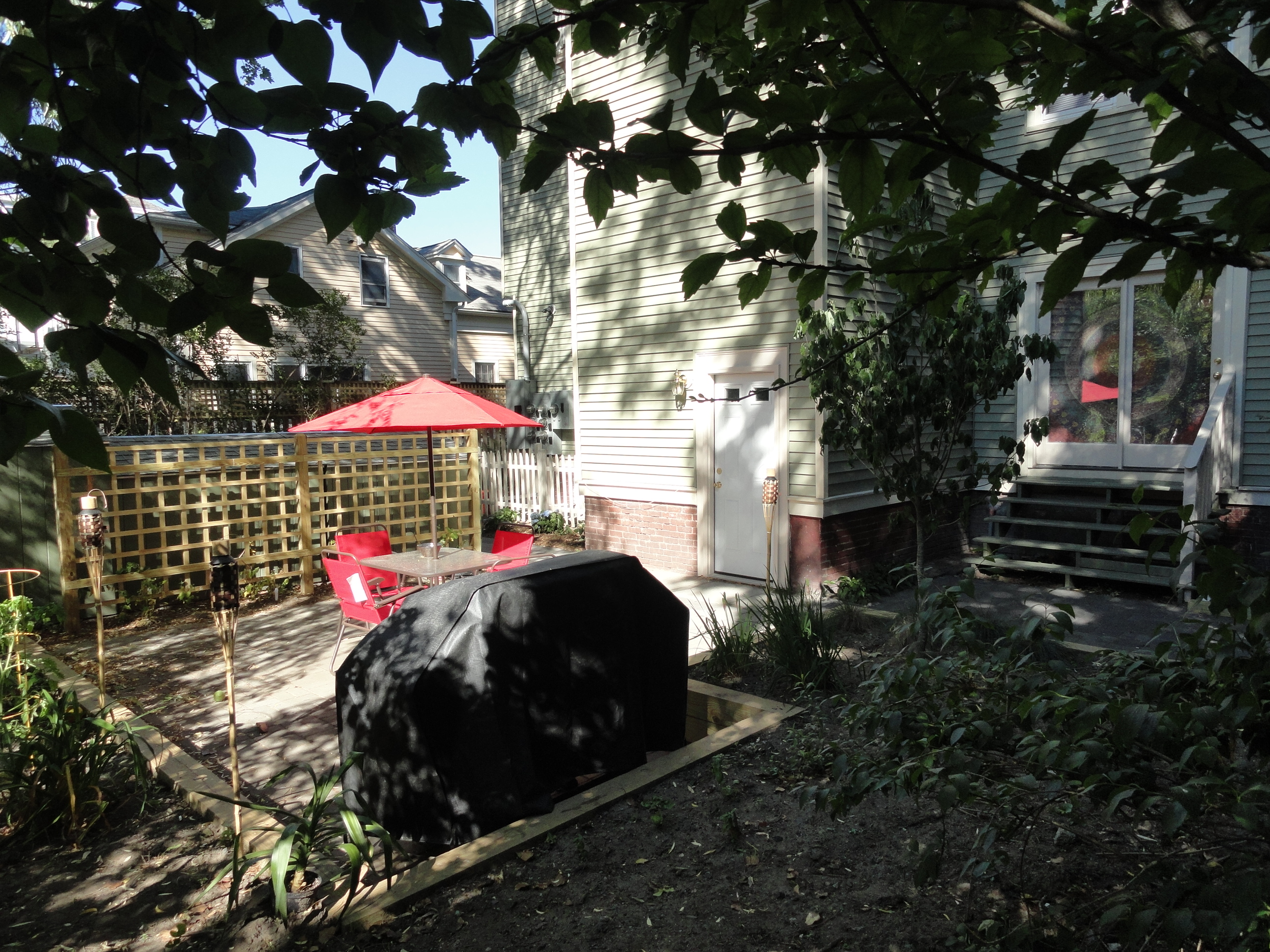 2 bed, 1 bath apartment for rent at 233 Norfolk St Unit 6, Kendall Square — photo 1 of 10