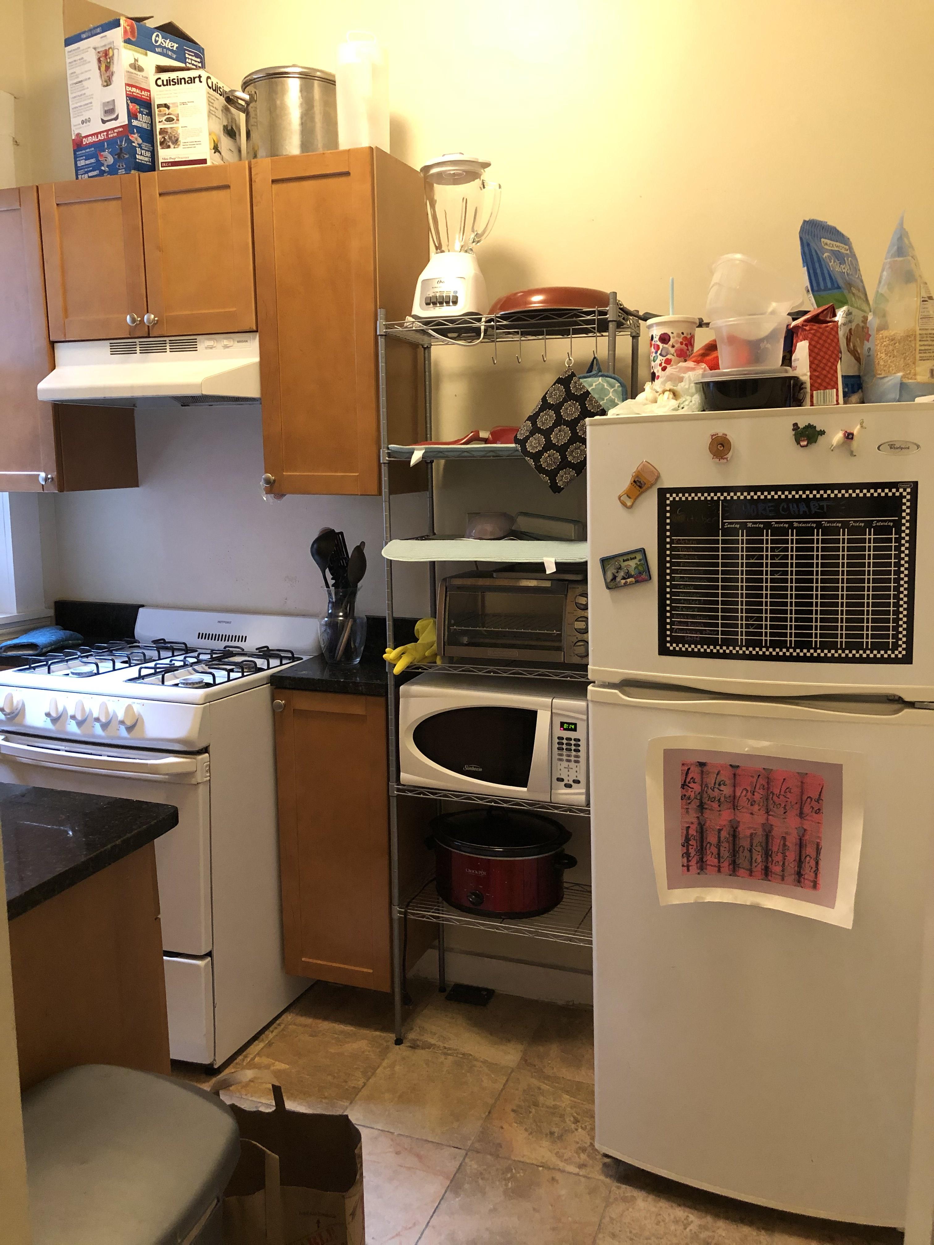1 split bed, 1 bath apartment for rent at 1186 Commonwealth Ave Unit 5, Allston — photo 2 of 10