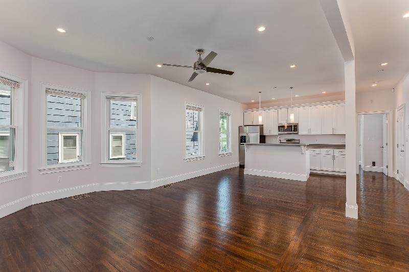 4 bed, 2 bath apartment for rent at 9 Oswald Unit 2, Mission Hill — photo 11 of 17