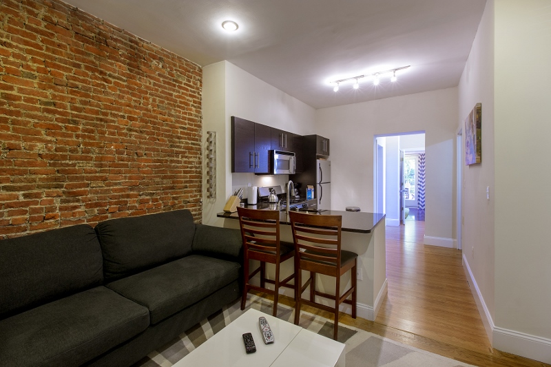 3 bed, 1 bath apartment for rent at 237 Northampton St Unit 1, South End — photo 2 of 11