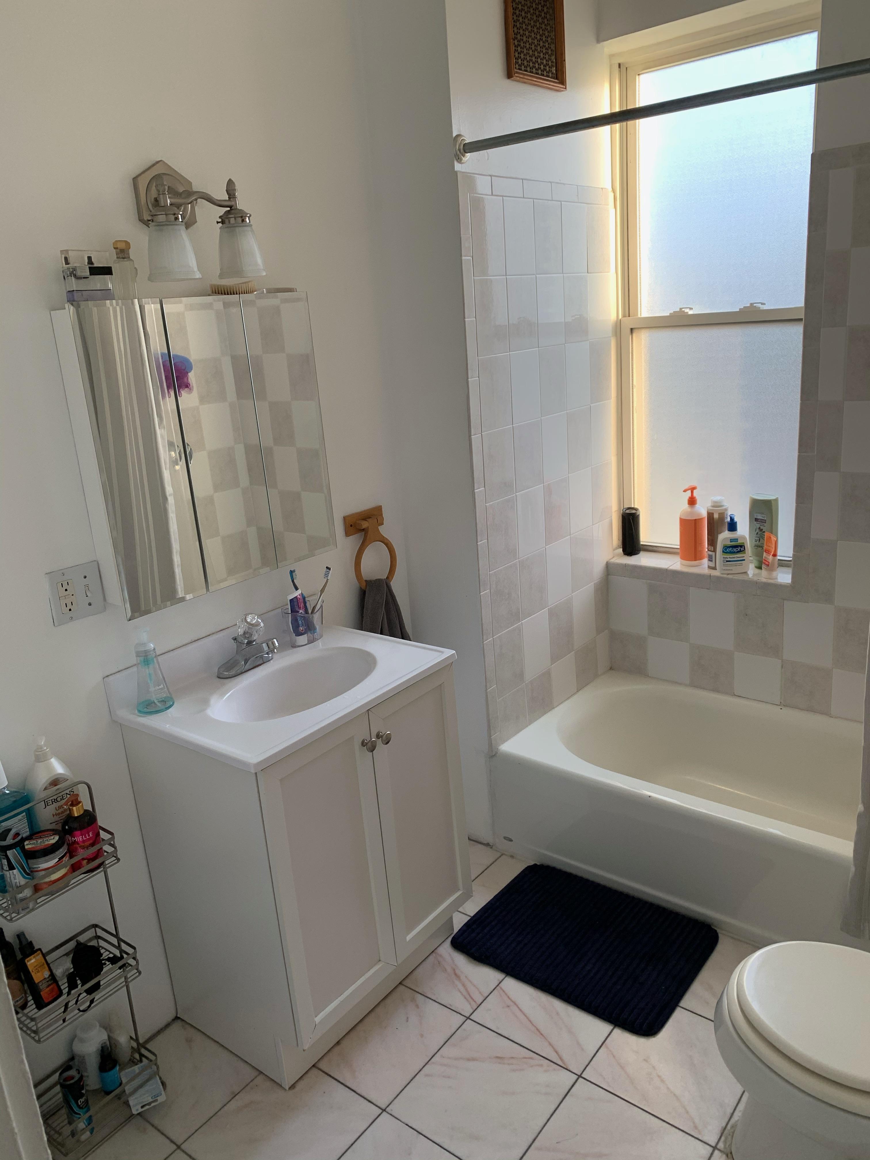 Studio bed, 1 bath apartment for rent at 1171 Commonwealth Ave Unit 19, Allston — photo 9 of 12