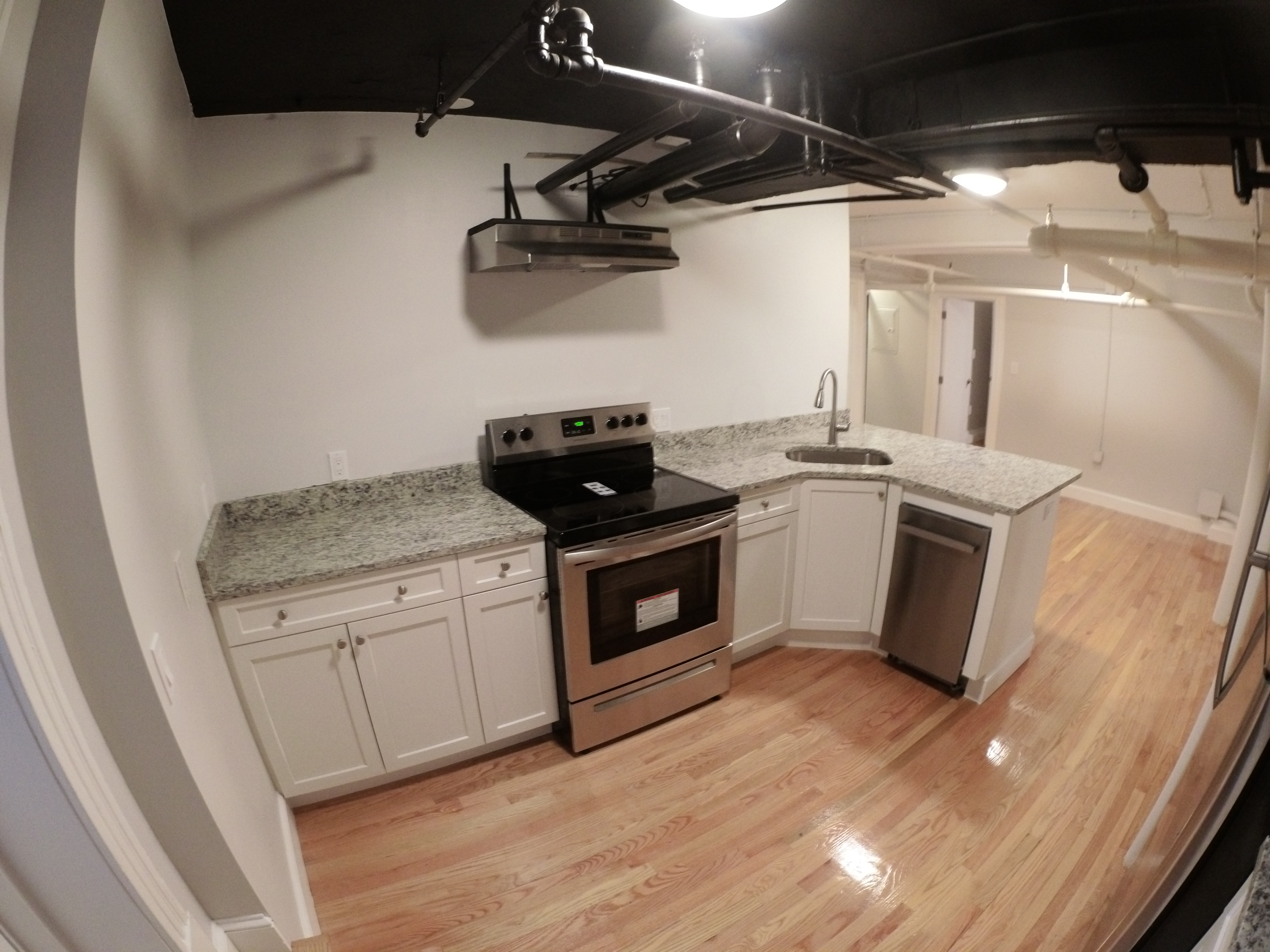 3 bed, 1 bath apartment for rent at 1452 Commonwealth Ave Unit B, Brighton — photo 1 of 10