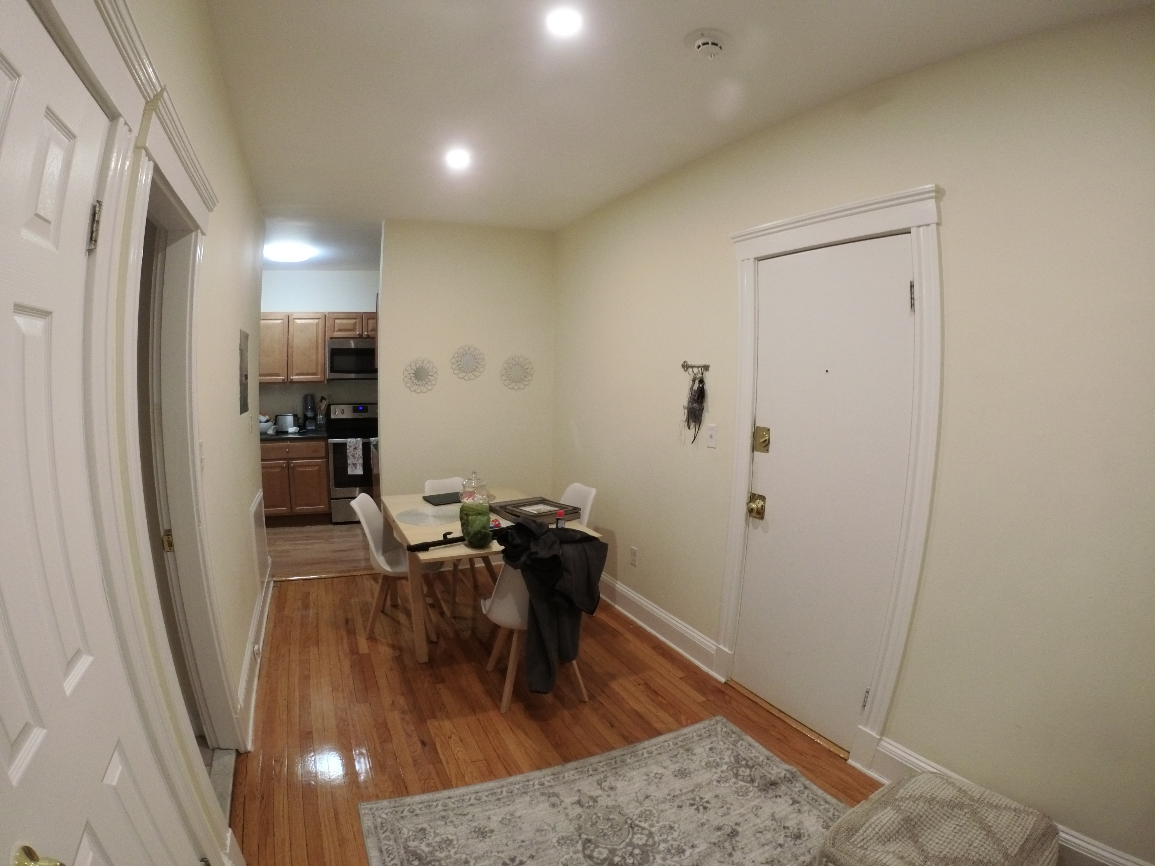 3 bed, 1 bath apartment for rent at 379 Chestnut Hill Unit 21, Brighton — photo 2 of 5