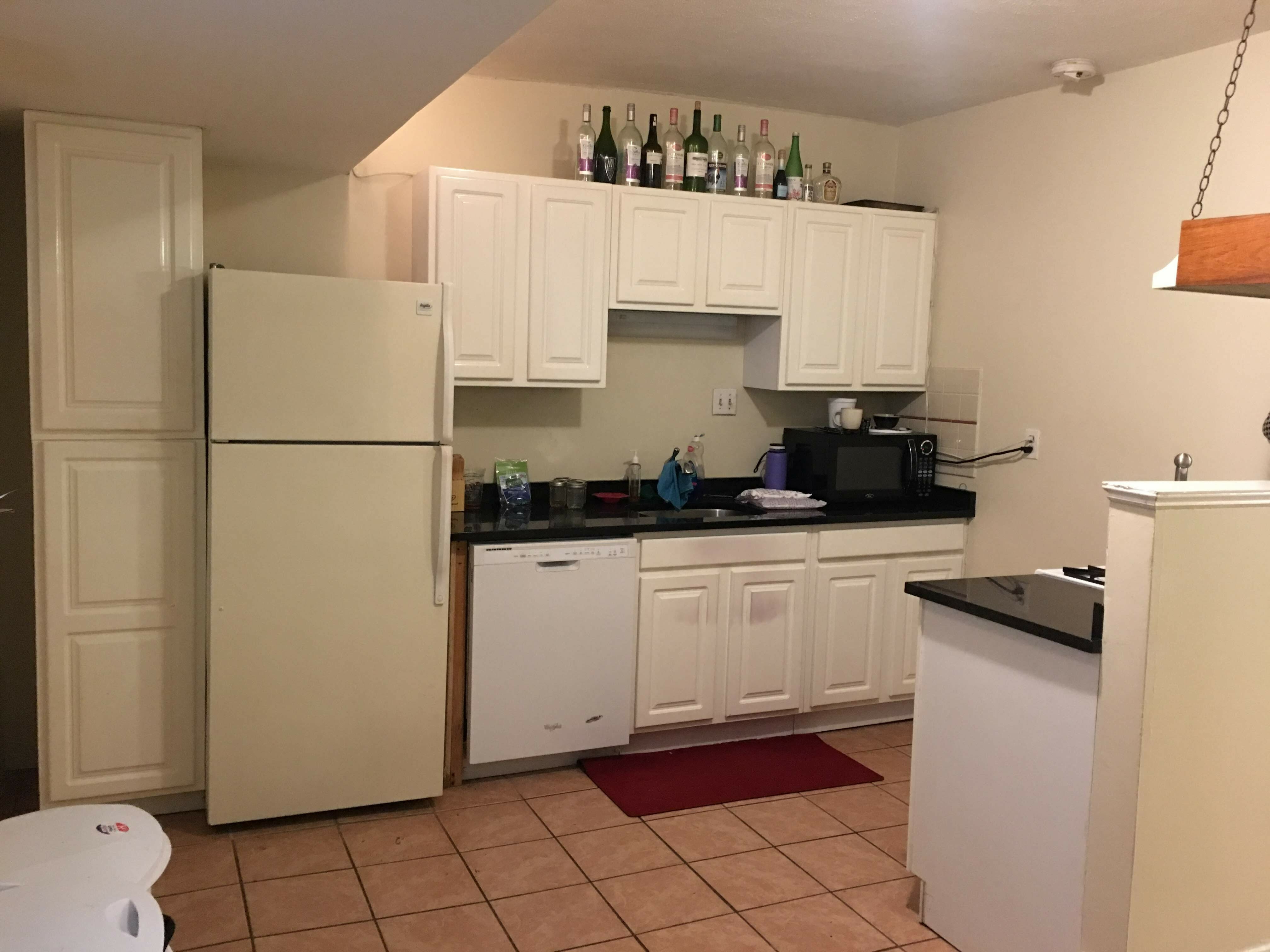 4 bed, 1 bath apartment for rent at 102 Lanark Rd Unit A, Brighton — photo 2 of 8