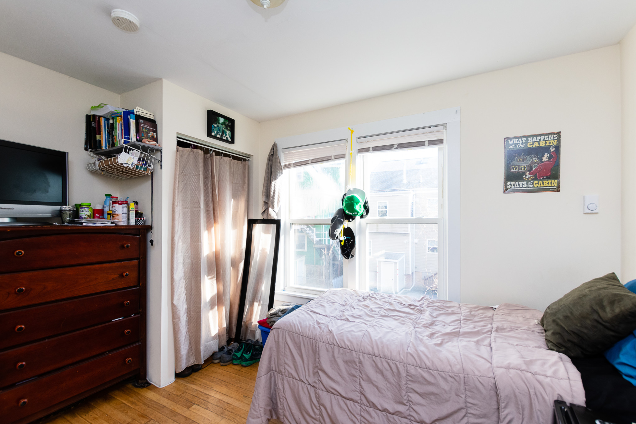 5 bed, 2 bath apartment for rent at 42 Pratt St Unit 2, Allston — photo 10 of 22