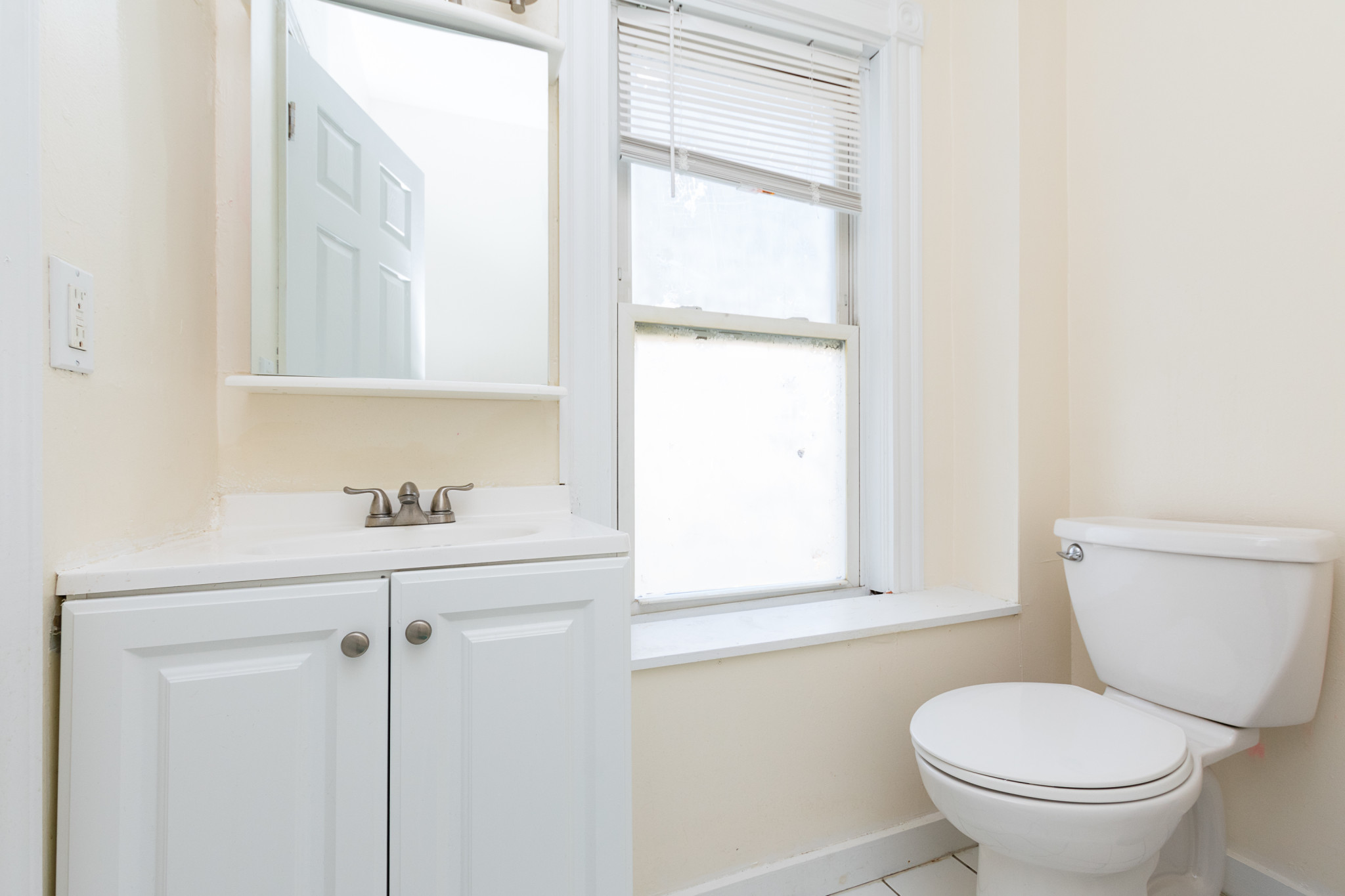 5 bed, 2 bath apartment for rent at 42 Pratt St Unit 2, Allston — photo 16 of 22