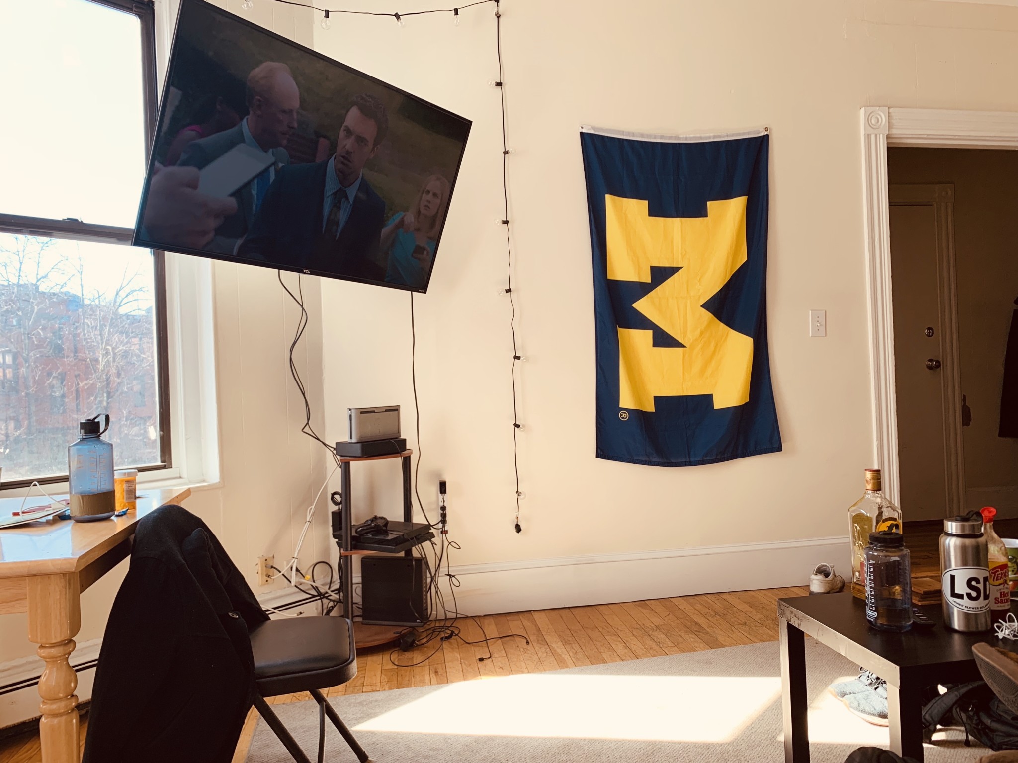 4 bed, 1 bath apartment for rent at 17 Symphony St Unit 6, Fenway — photo 6 of 8