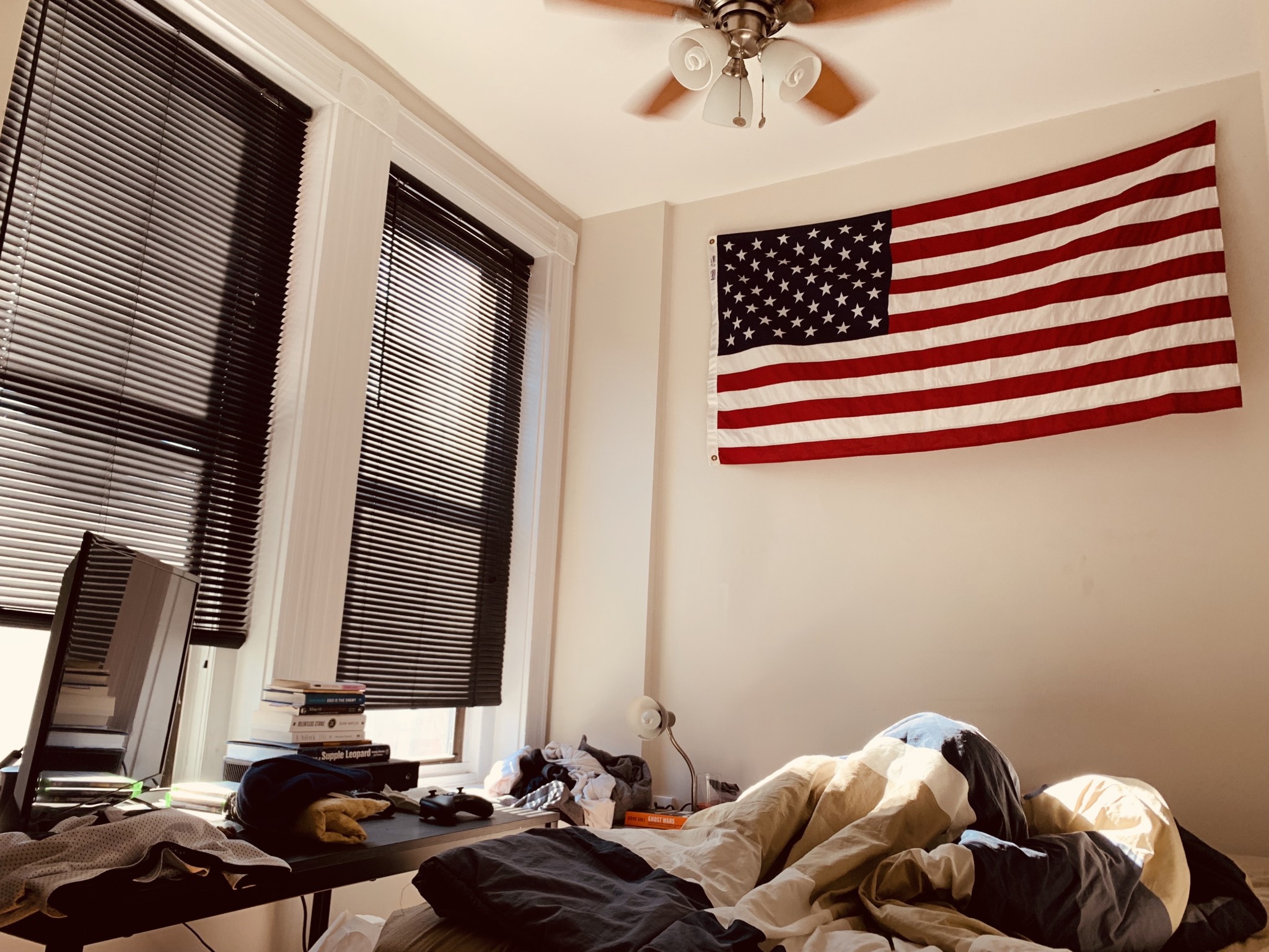 4 bed, 1 bath apartment for rent at 17 Symphony St Unit 6, Fenway — photo 4 of 8
