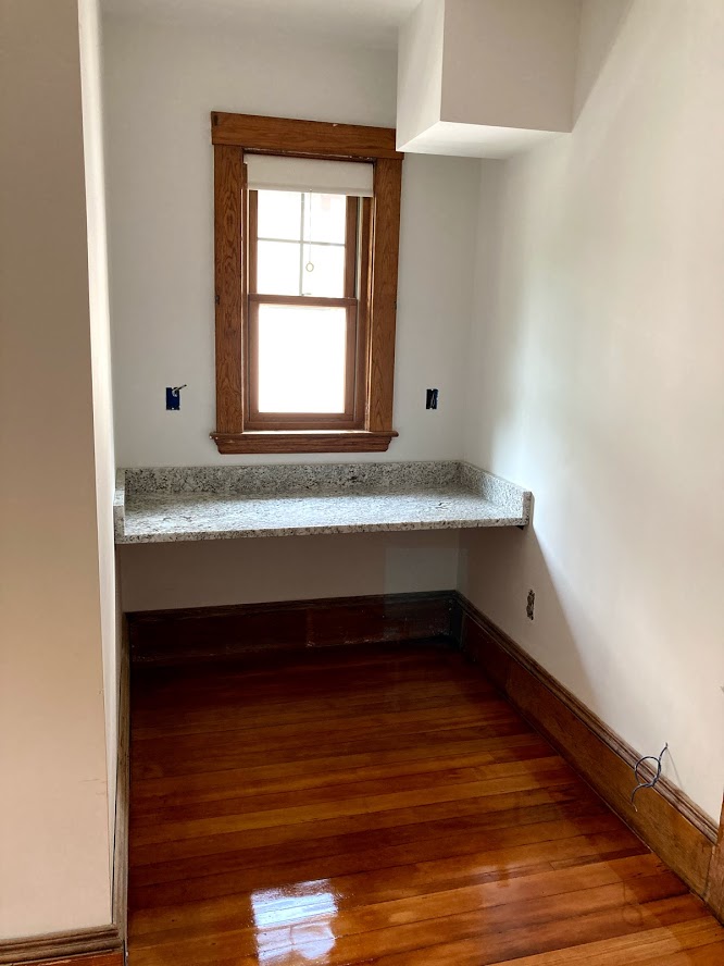 5 bed, 2 bath apartment for rent at 110 Sumner Rd Unit 2, Brookline Hills — photo 4 of 10