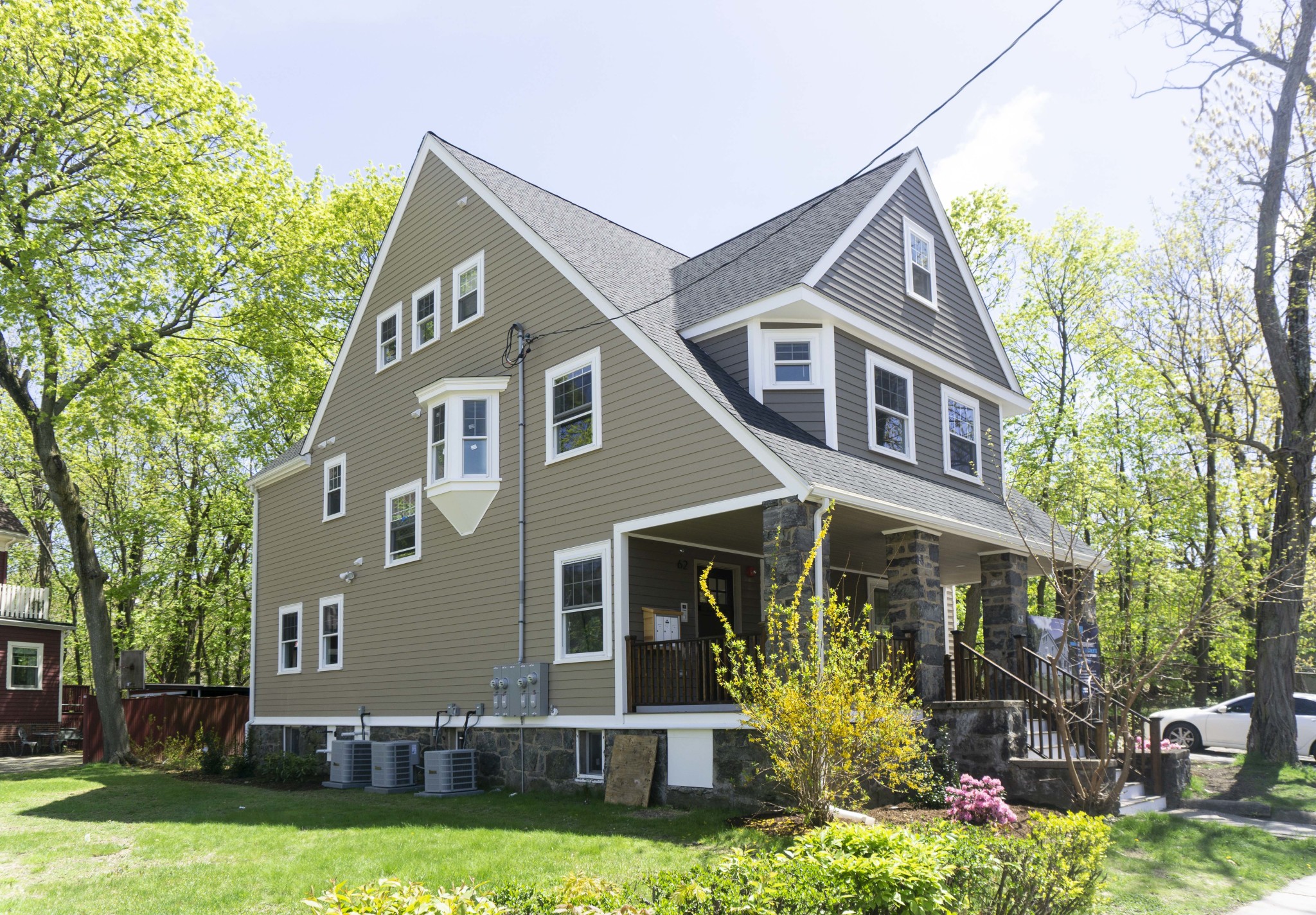 2 bed, 2 bath apartment for rent at 63 Gordon St Unit 3, Allston