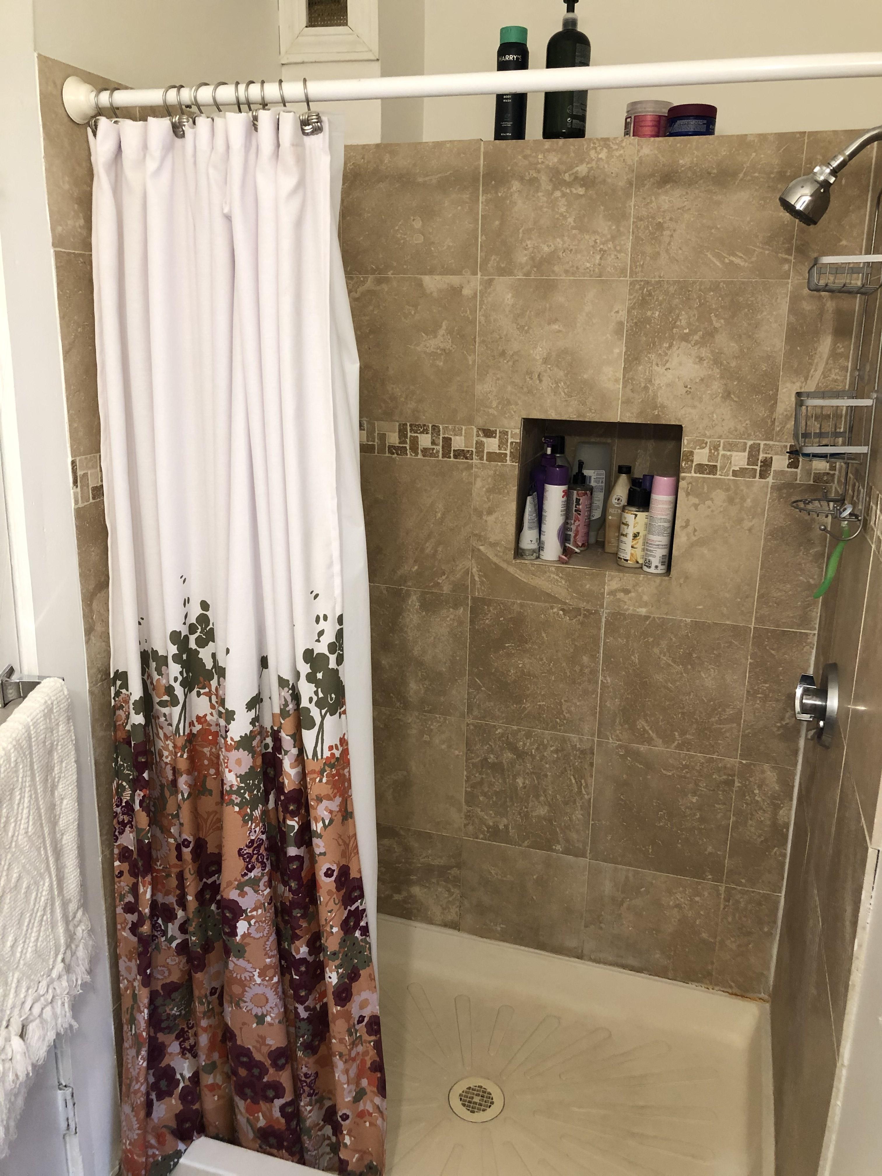 1 split bed, 1 bath apartment for rent at 1186 Commonwealth Ave Unit 5, Allston — photo 3 of 10