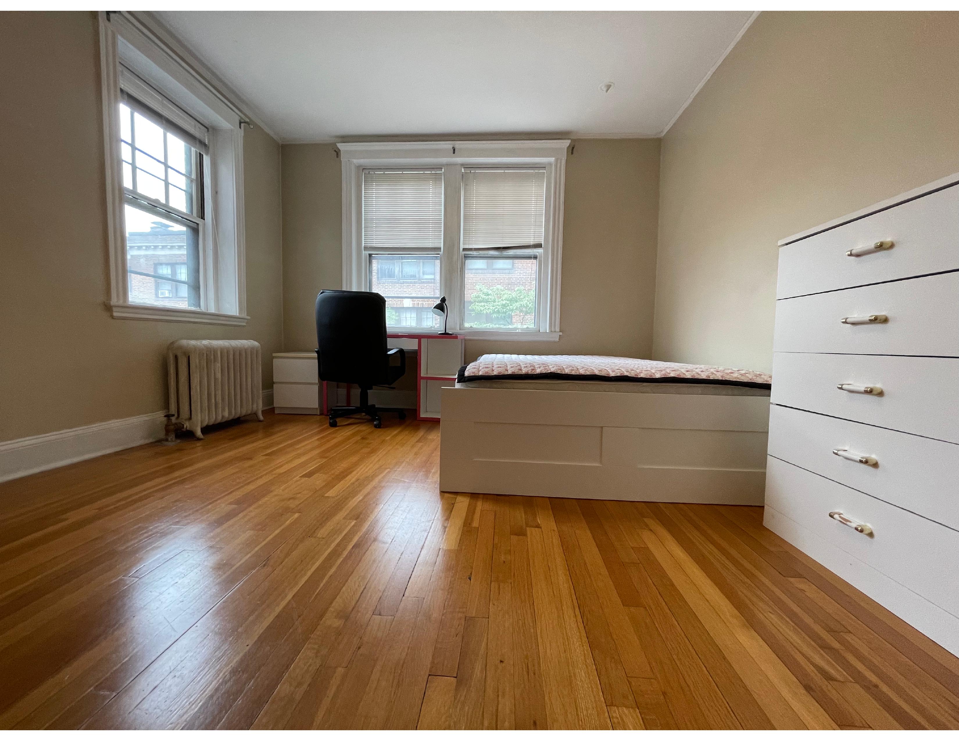 2 bed, 1 bath apartment for rent at 1979 Commonwealth Ave Unit 4, Brighton — photo 1 of 11
