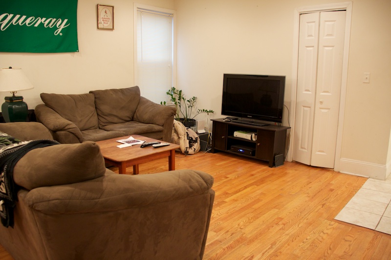 3 bed, 2 bath apartment for rent at 23 Aspinwall Ave Unit 2, Coolidge Corner — photo 3 of 12