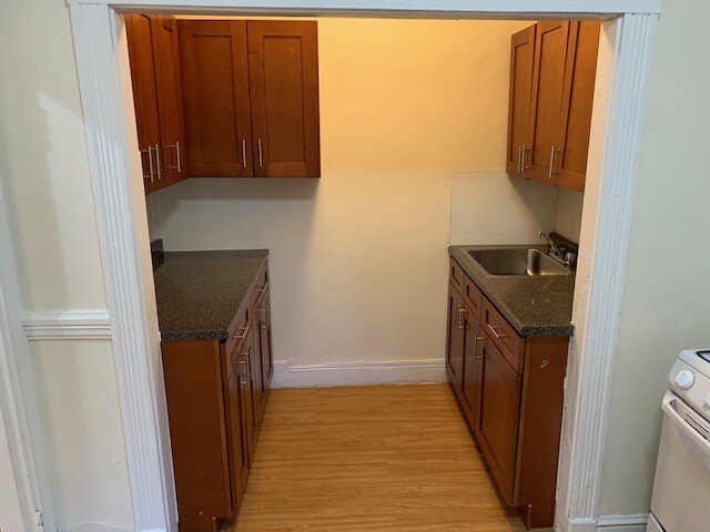 2 bed, 1 bath apartment for rent at 9 Vinal St Unit 2, Brighton — photo 1 of 10