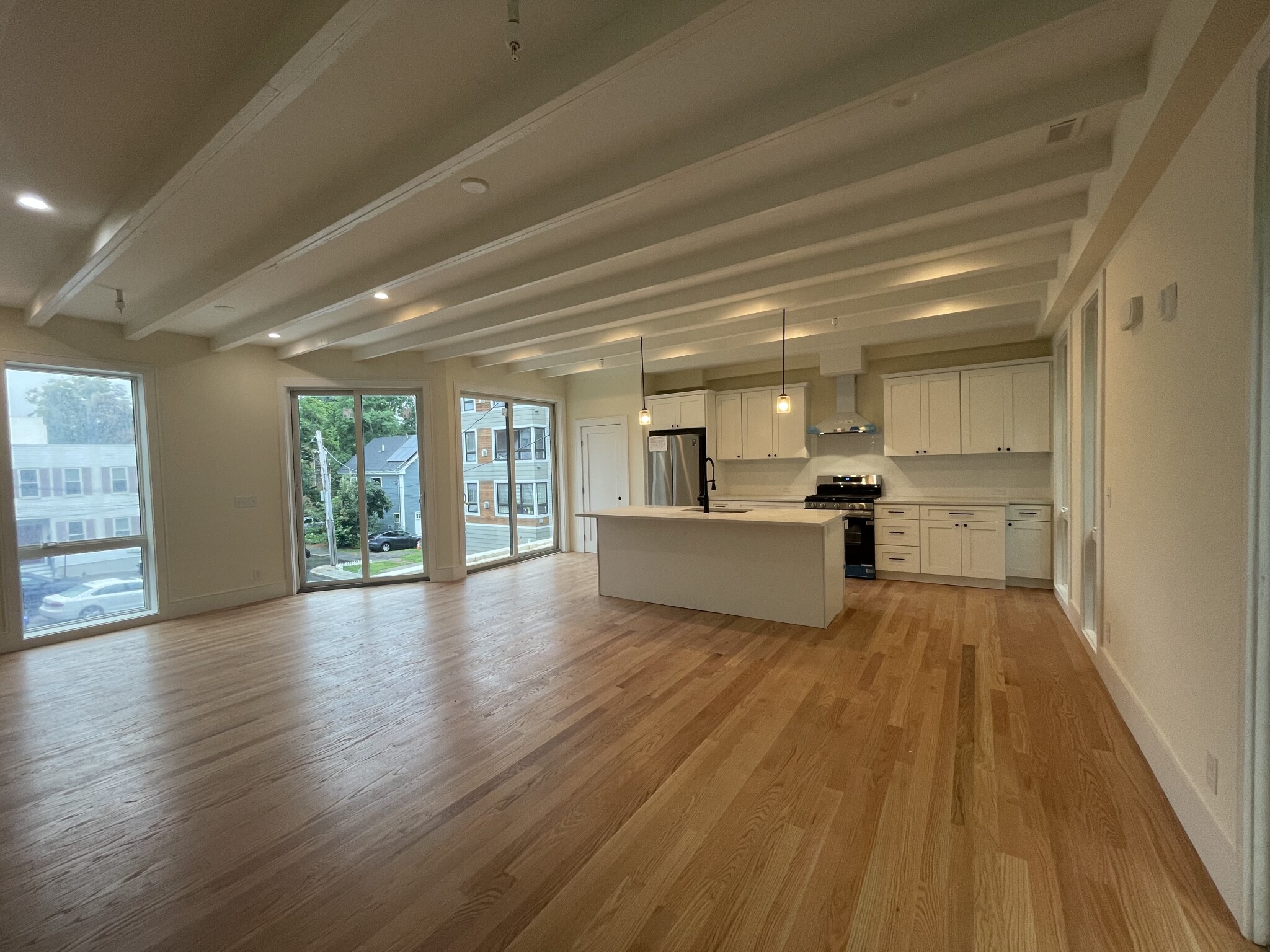 3 bed, 2.5 bath apartment for rent at 50 Cameron St Unit 3, Brookline Village — photo 15 of 16
