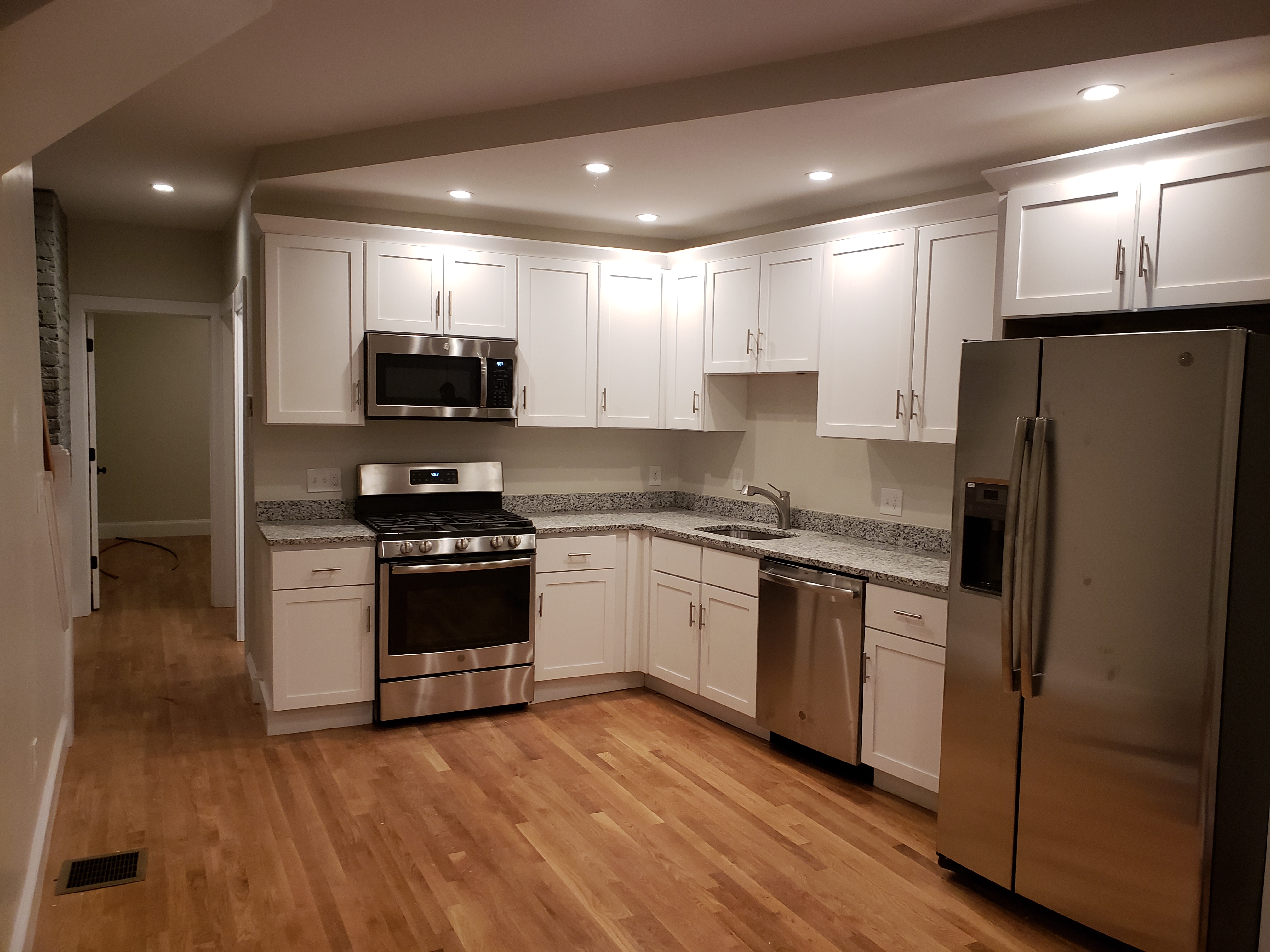 5 bed, 4+ bath apartment for rent at 120 Sutherland Rd Unit 0, Brighton — photo 1 of 9