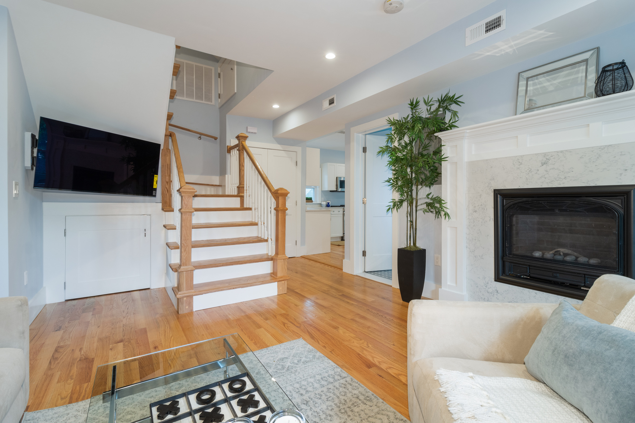2 bed, 2 bath apartment for rent at 293 Rindge Ave Unit 2, North Cambridge — photo 1 of 16