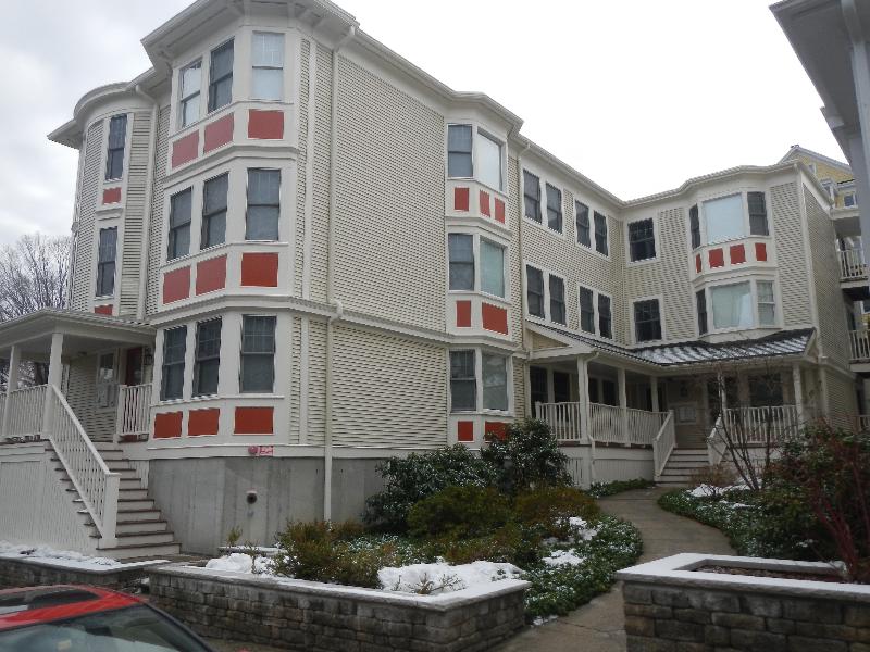 3 bed, 1.5 bath apartment for rent at 62 Hillside St Unit 3, Mission Hill — photo 10 of 11