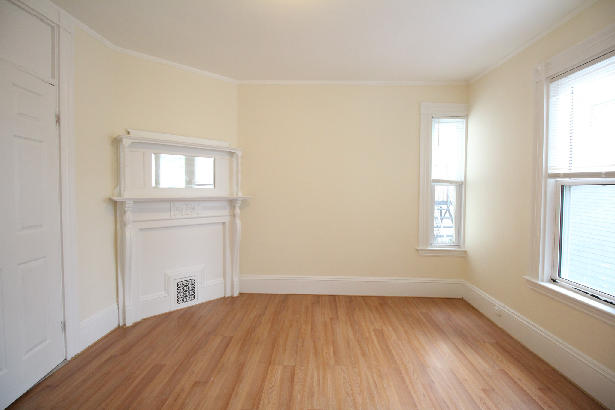 4 bed, 1 bath apartment for rent at 40 Forest St Unit 1, Roxbury — photo 17 of 21