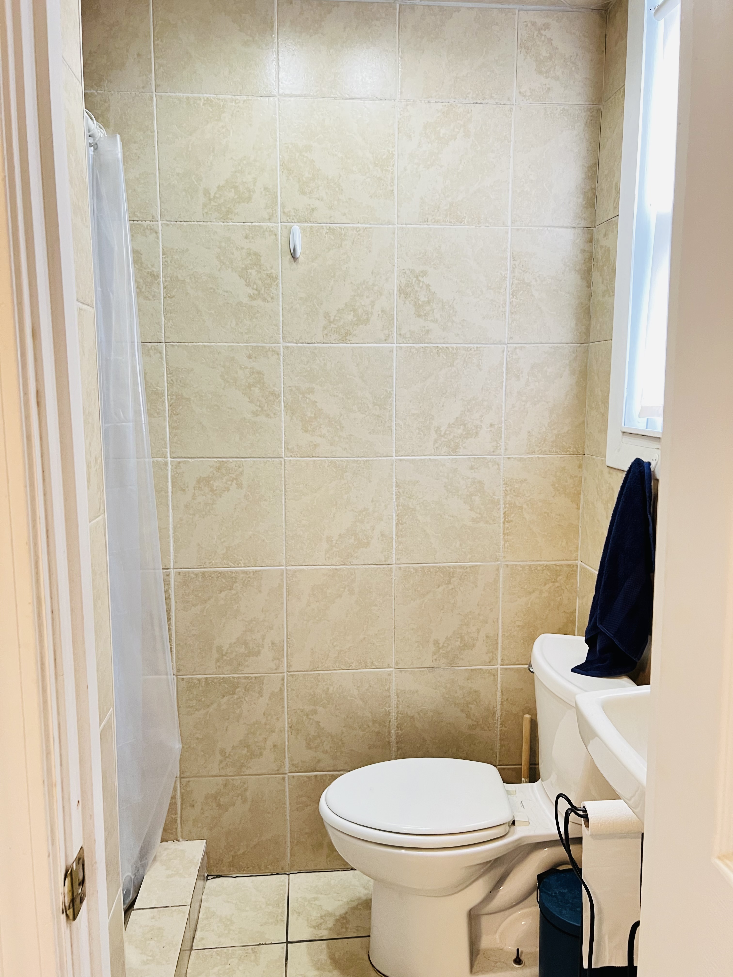 6 bed, 2.5 bath apartment for rent at 6 Pratt St Unit 0, Allston — photo 6 of 9
