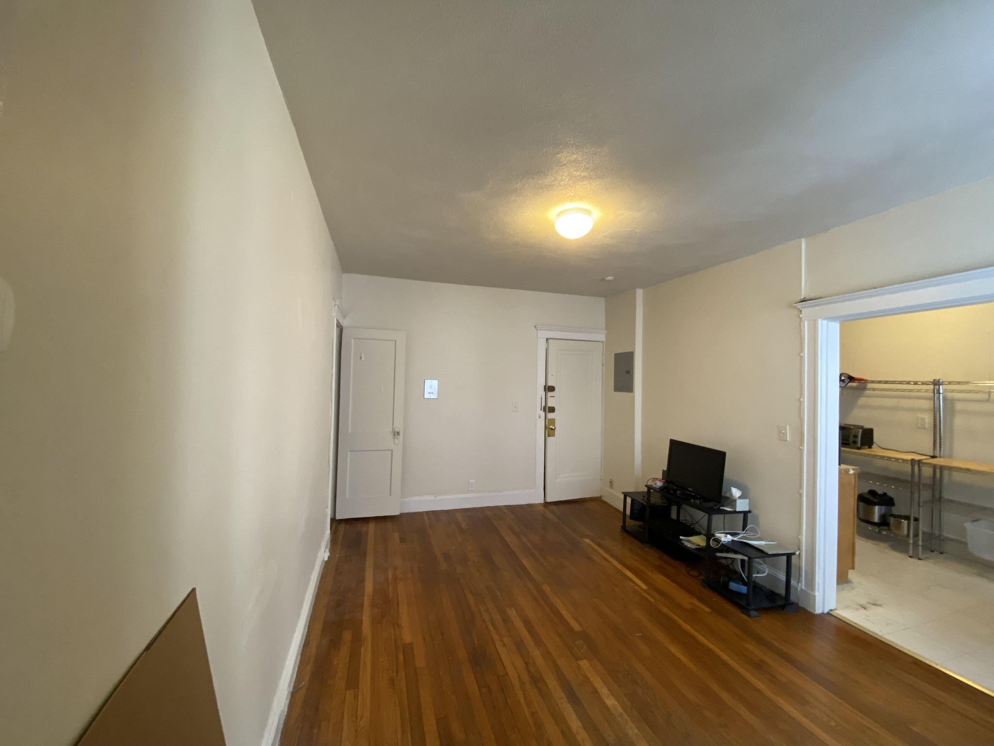 1 bed, 1 bath apartment for rent at 28 Walbridge St Unit 5, Allston — photo 4 of 6