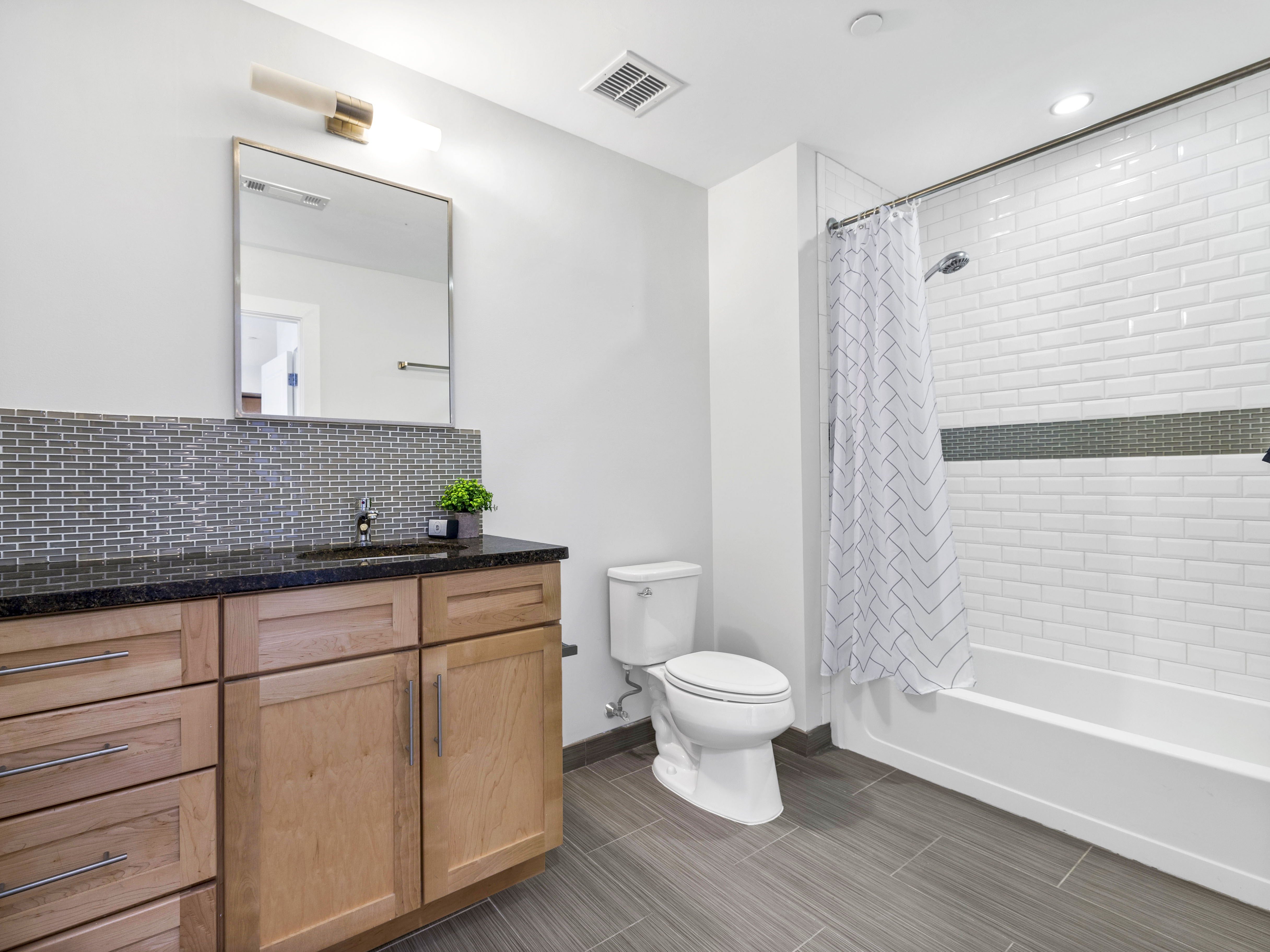 2 bed, 2 bath apartment for rent at 1503 Commonwealth Ave Unit 203, Brighton — photo 6 of 8