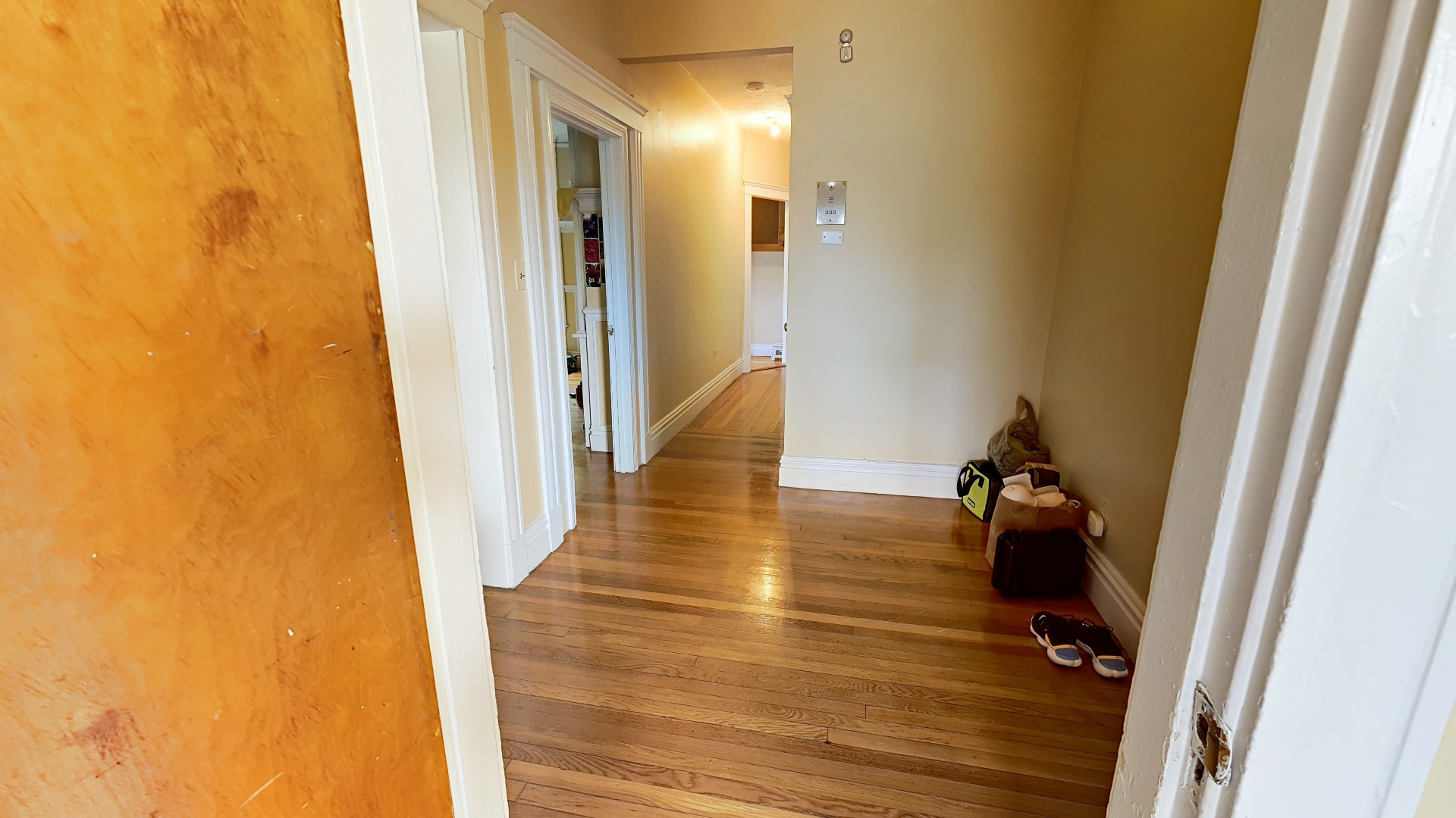 3 bed, 1 bath apartment for rent at 53 Strathmore Unit 3, Brighton — photo 10 of 23