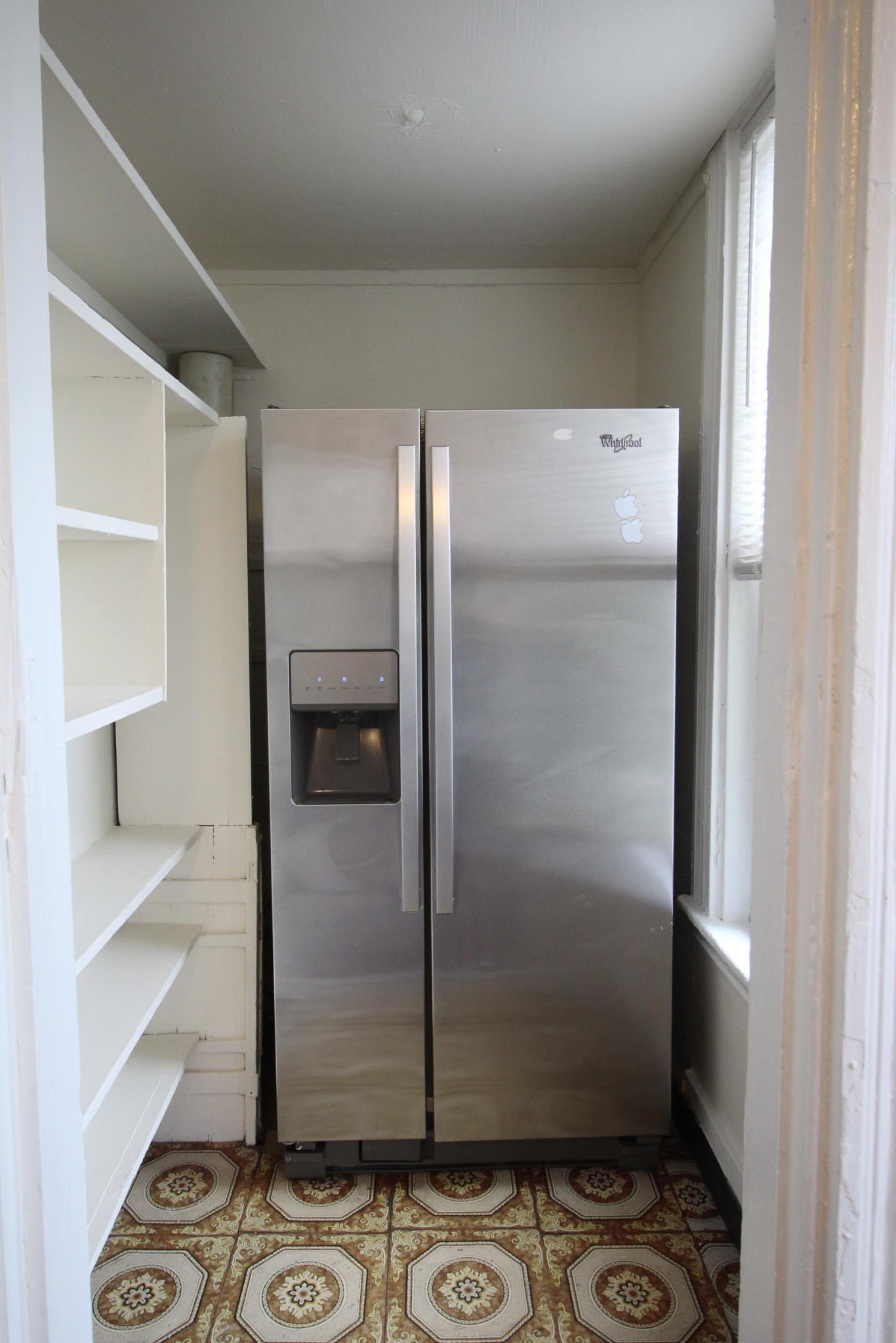 4 bed, 1 bath apartment for rent at 40 Forest St Unit 1, Roxbury — photo 5 of 21