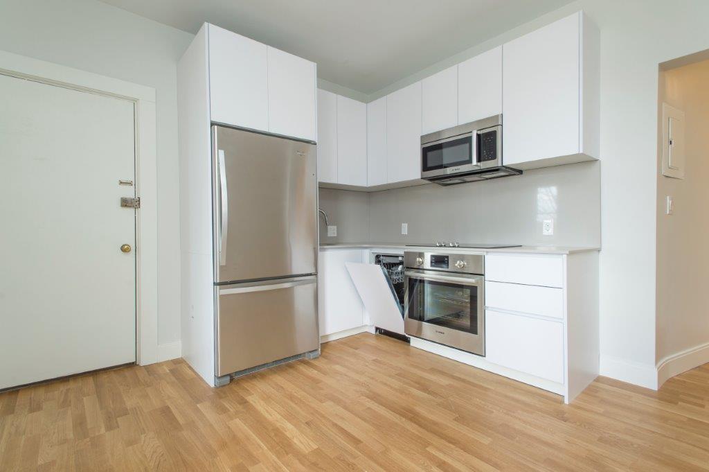 3 split bed, 2 bath apartment for rent at 34 South St Unit B2, Brighton — photo 2 of 8
