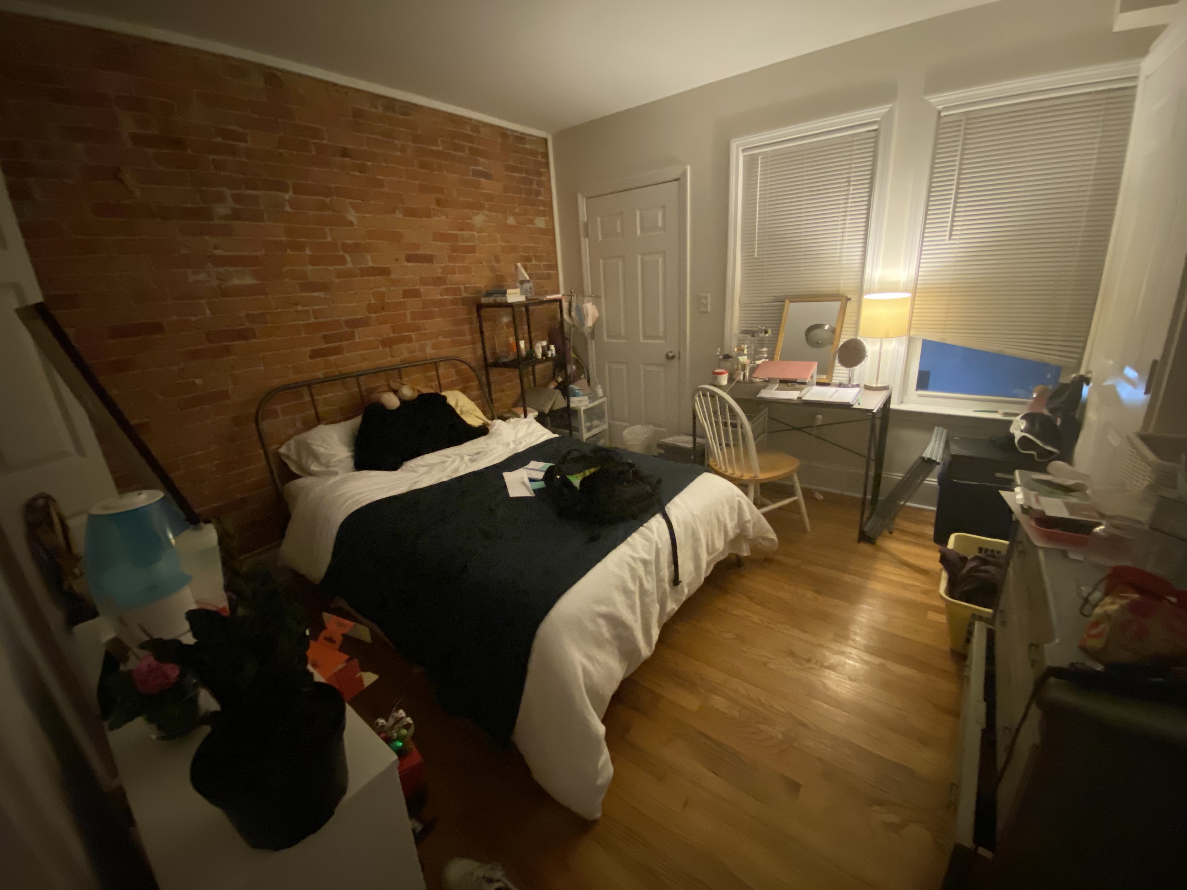 3 bed, 2 bath apartment for rent at 23 Aspinwall Ave Unit 2, Coolidge Corner — photo 5 of 12