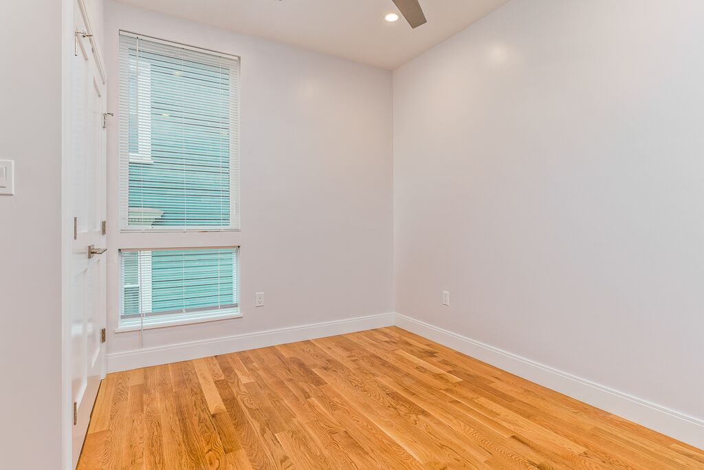 4 bed, 2 bath apartment for rent at 7 Alleghany St Unit 1, Mission Hill — photo 2 of 8