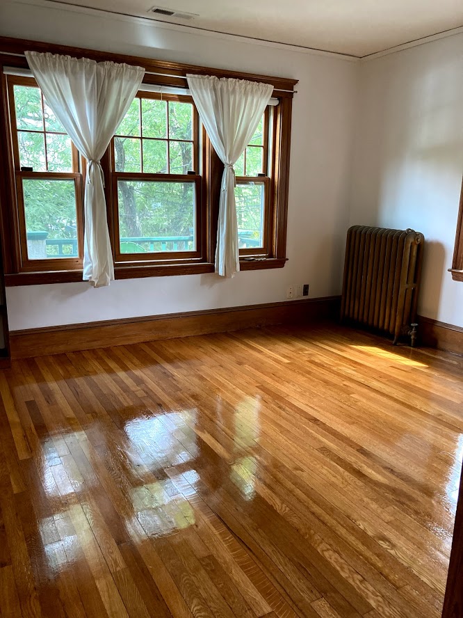 5 bed, 2 bath apartment for rent at 110 Sumner Rd Unit 2, Brookline Hills — photo 6 of 10
