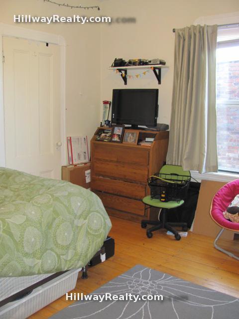 3 bed, 1 bath apartment for rent at 852 Huntington Ave Unit 1, Mission Hill — photo 3 of 9