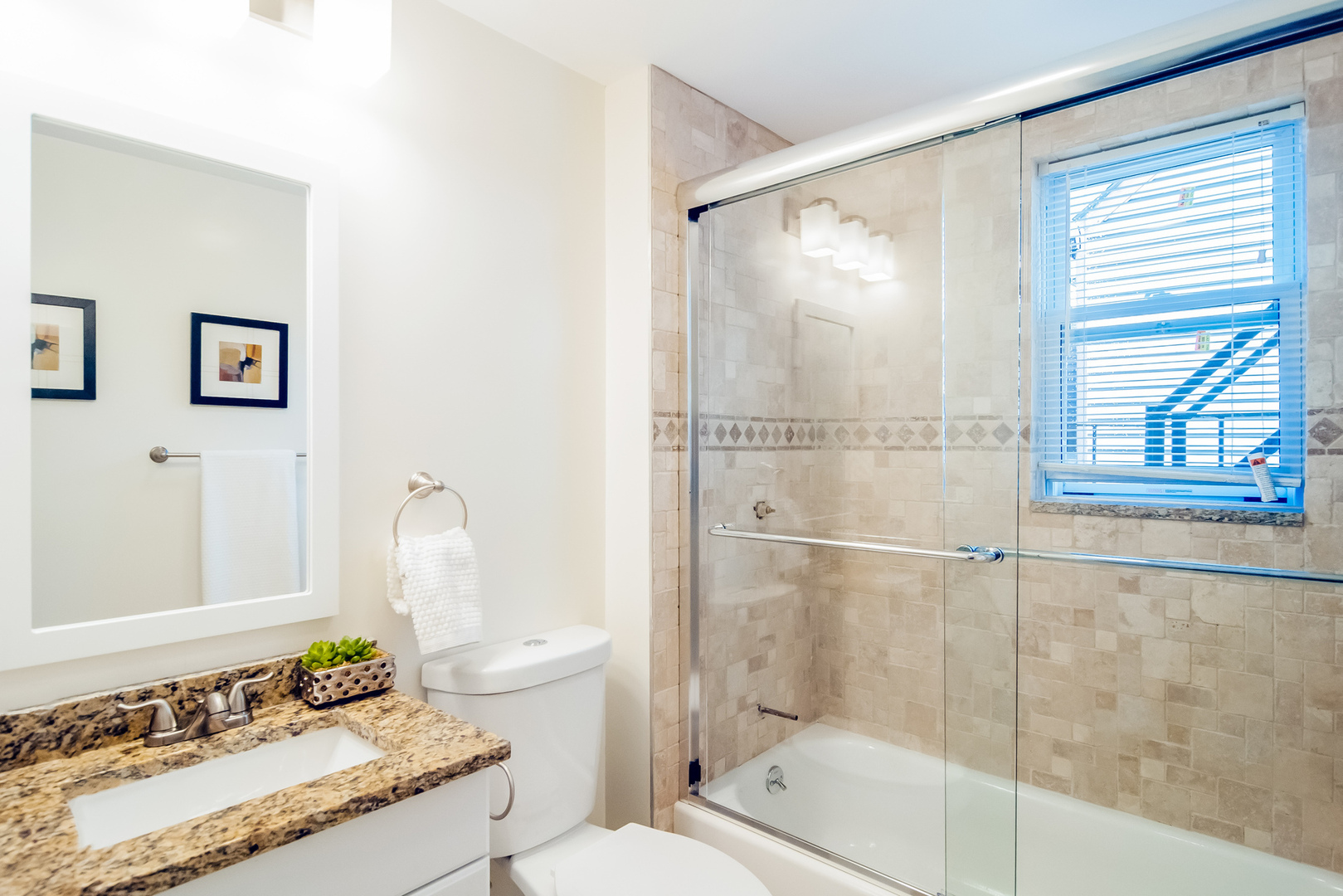 2 bed, 1 bath apartment for rent at 109 Maverick St Unit 1, East Boston — photo 9 of 14