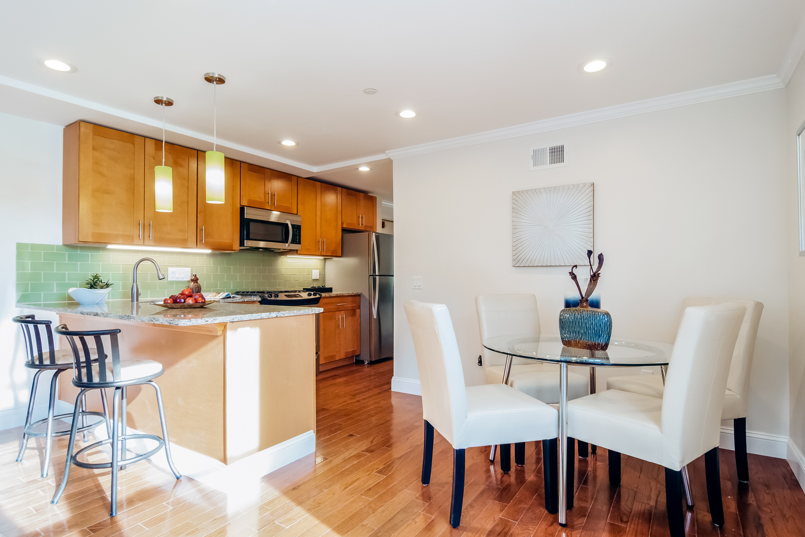 2 bed, 1 bath apartment for rent at 109 Maverick St Unit 1, East Boston — photo 4 of 14