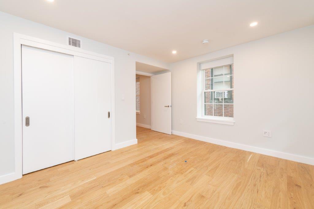1 bed, 1 bath apartment for rent at 21 Fleet St Unit 5, North End — photo 2 of 6